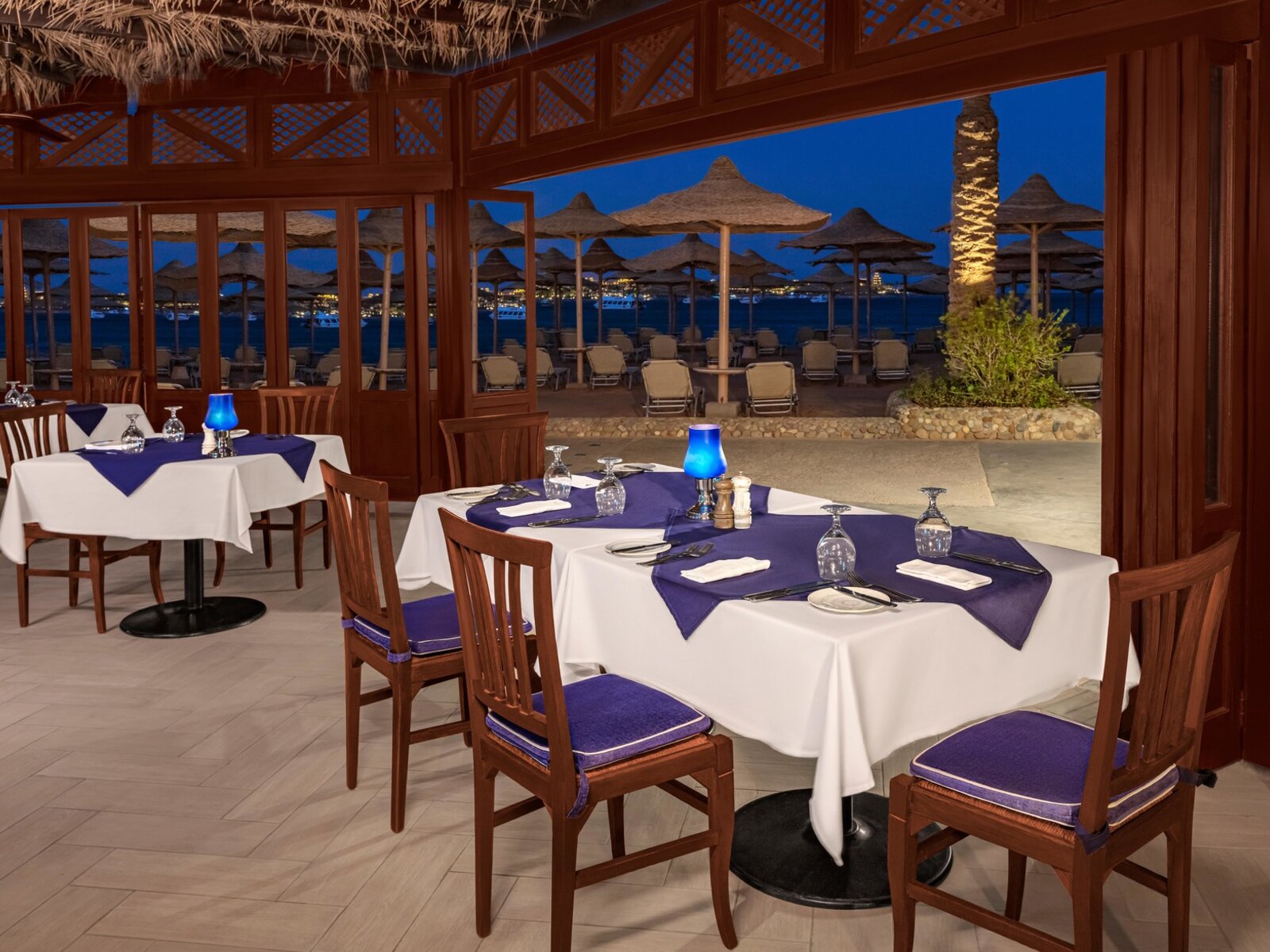 Dine-Around in Extra Charge