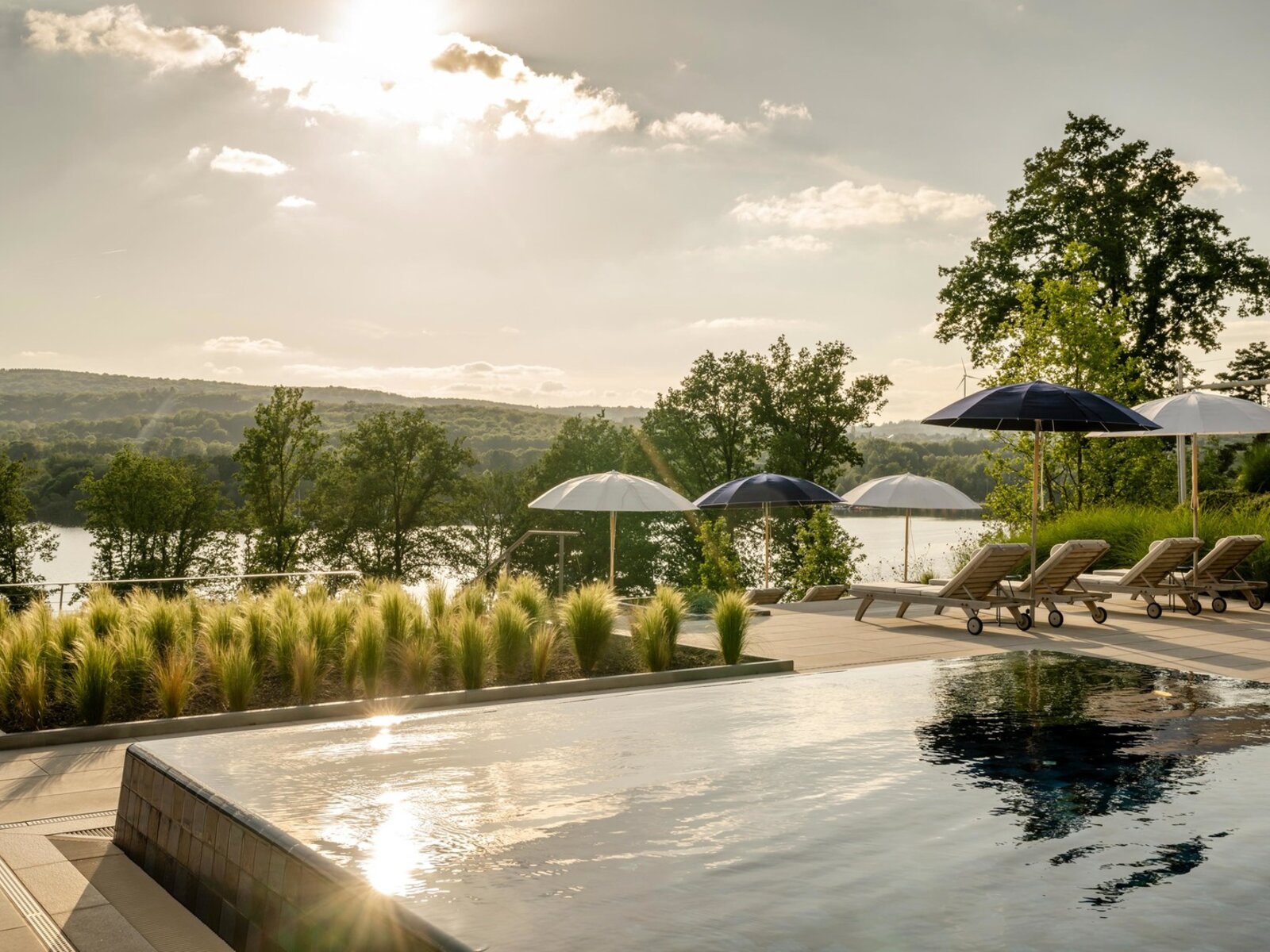 Infinitypool