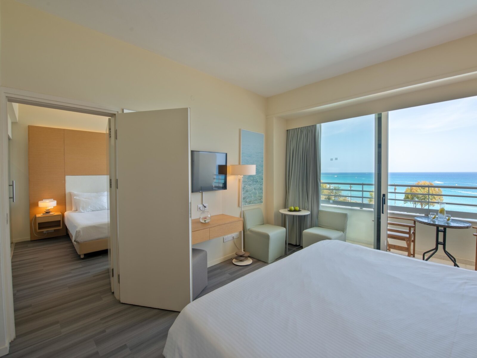 Wohnbeispiel Family Interconnecting Room Sea View