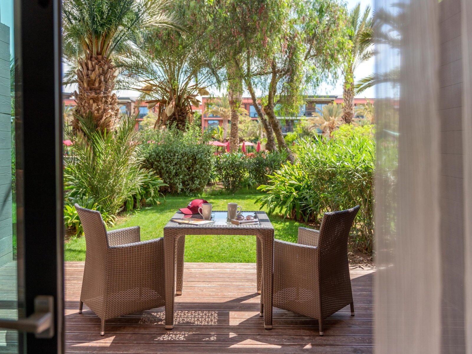Twin Deluxe Room with Garden View and Terrace