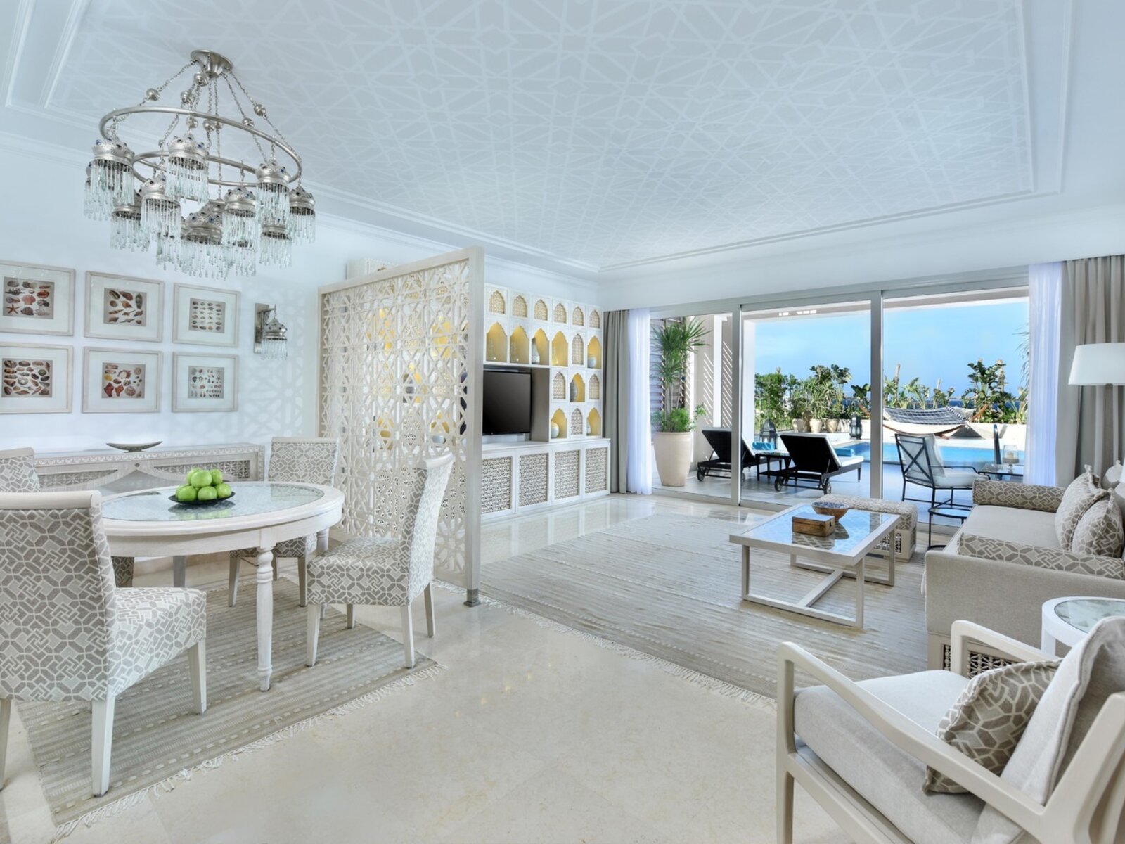 Wohnbeispiel Royal Suite sea view with privet pool