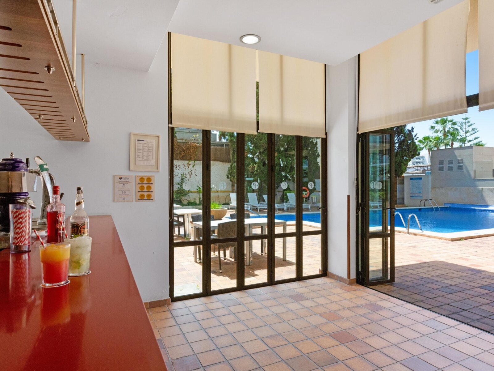 Poolbar Outdoor
