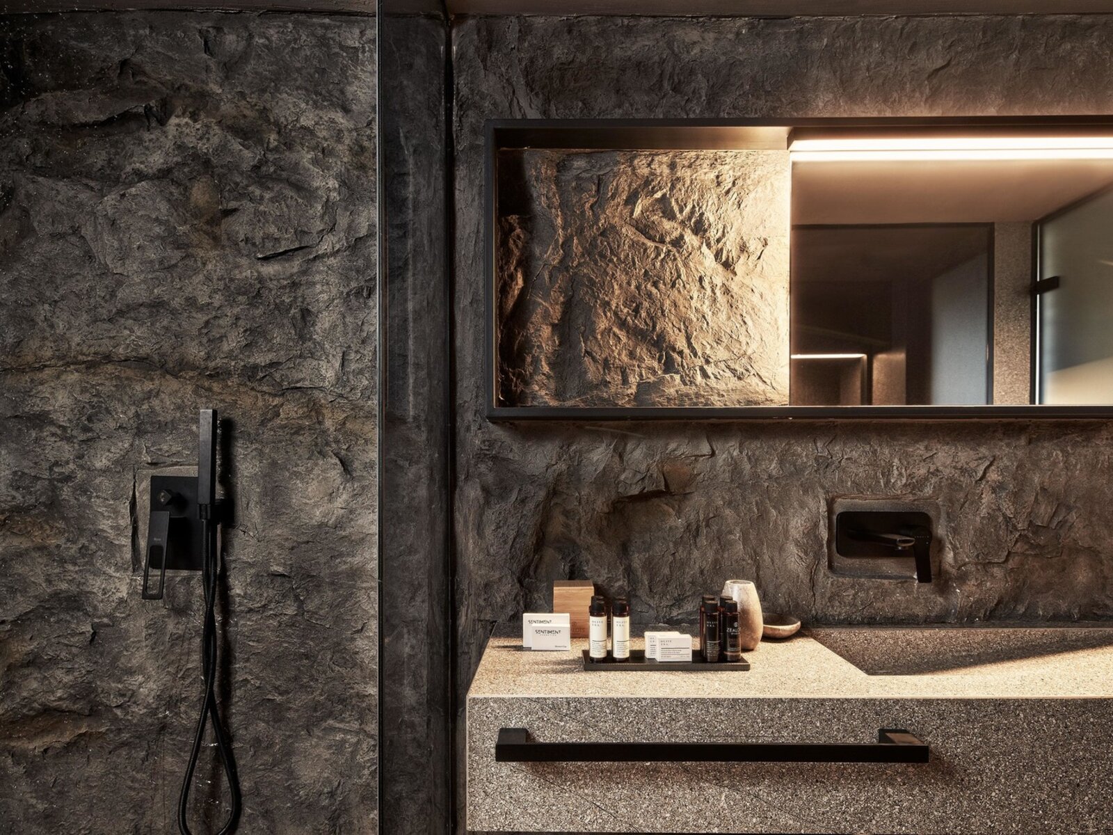 Wohnbeispiel Loft Suite with Outdoor Jacuzzi