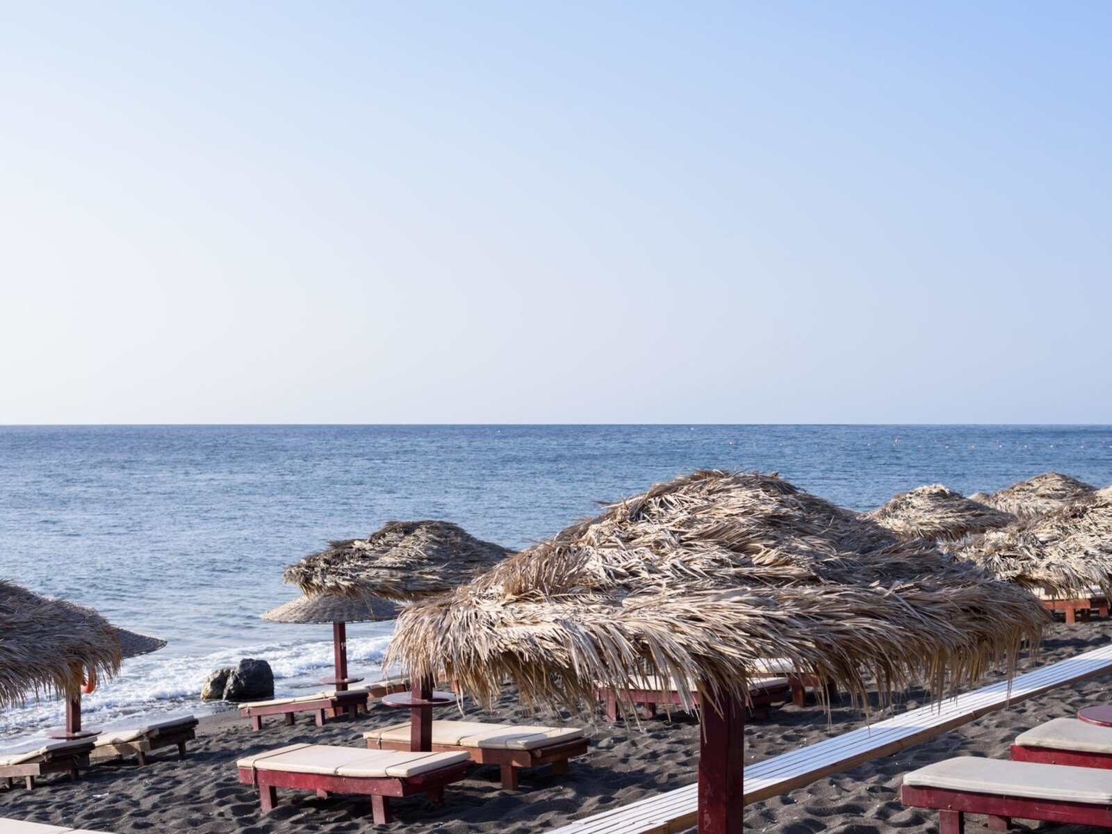 Perissa Beach