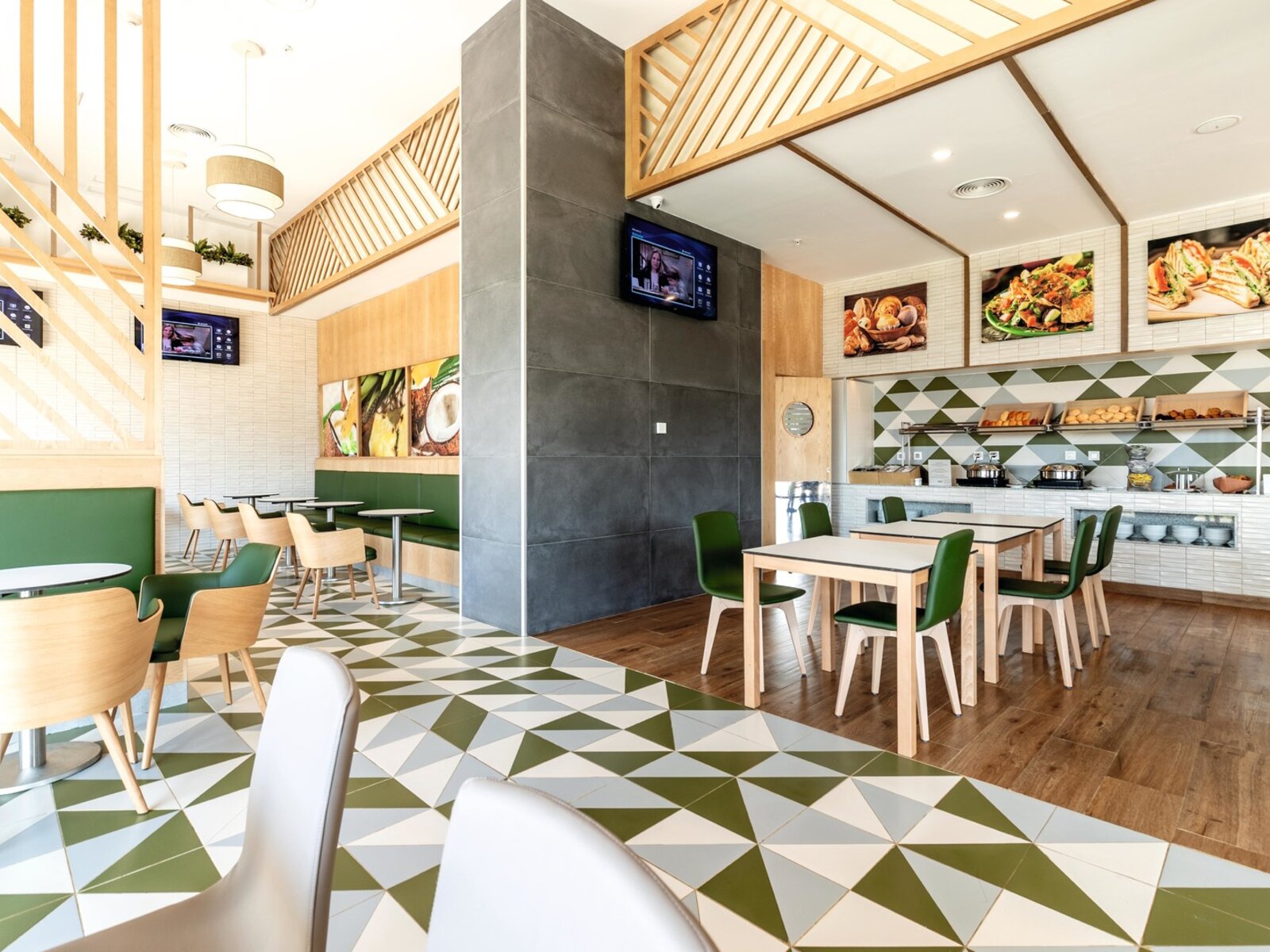 Lounge 24