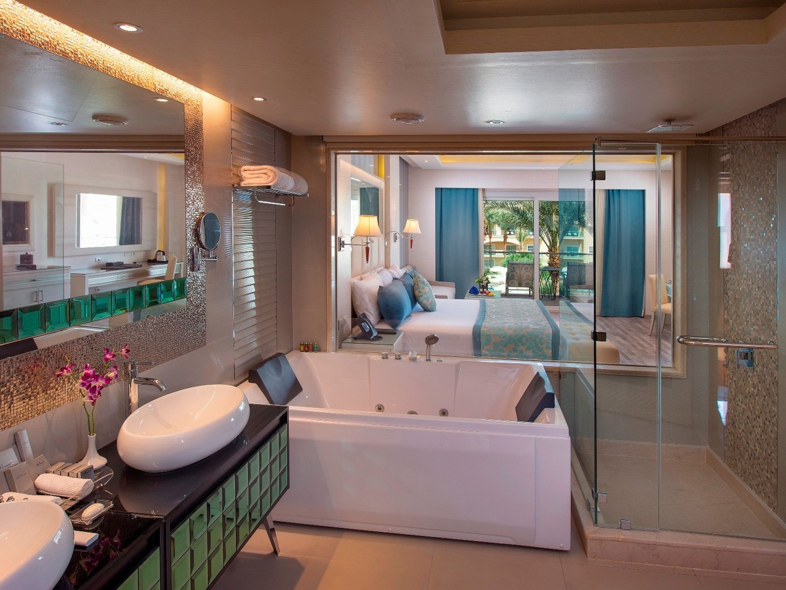Wohnbeispiel Premium Jacuzzi Suite