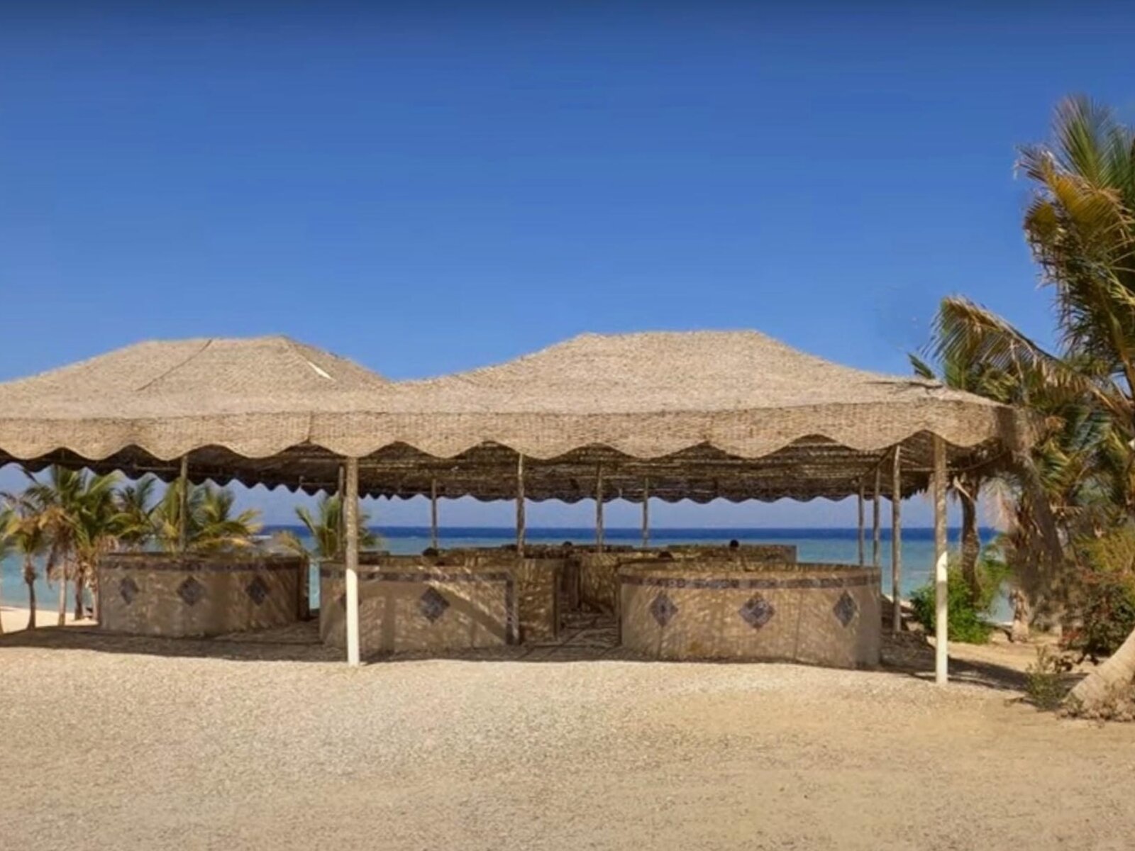 Oasis bar