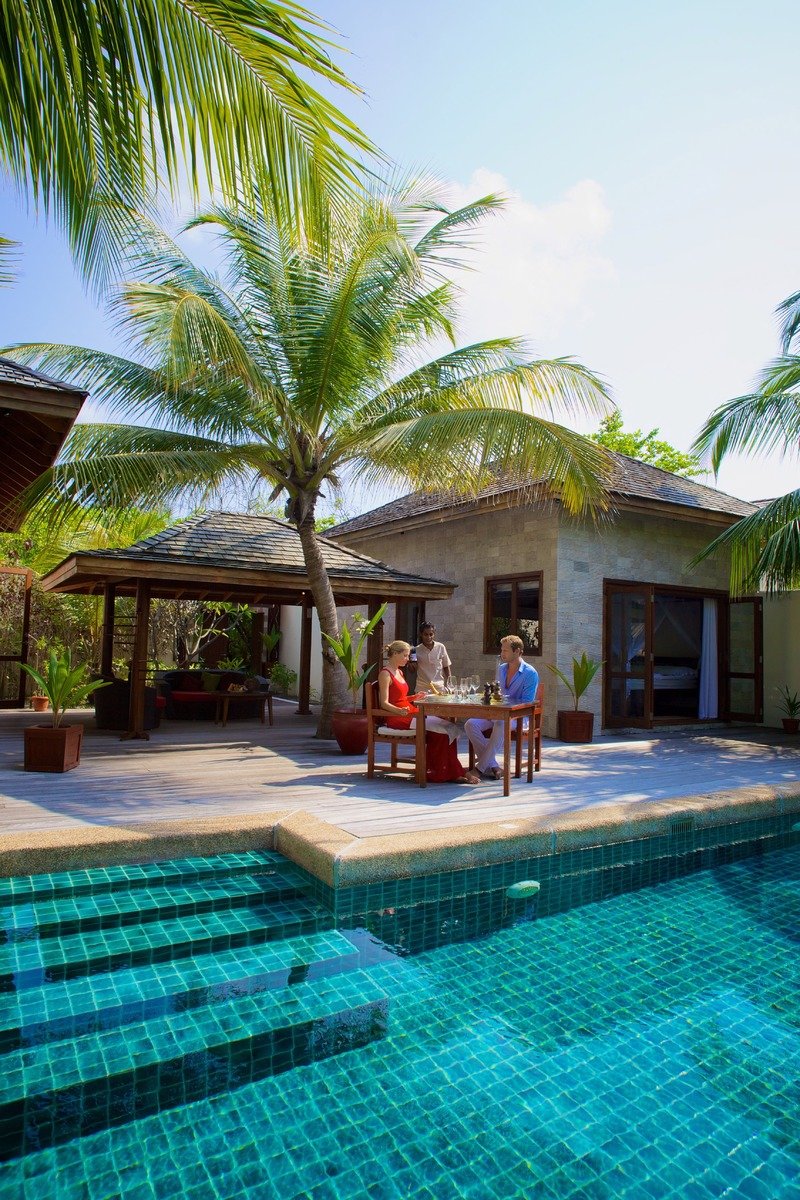 Wohnbeispiel Private Pool Villa Family Suite
