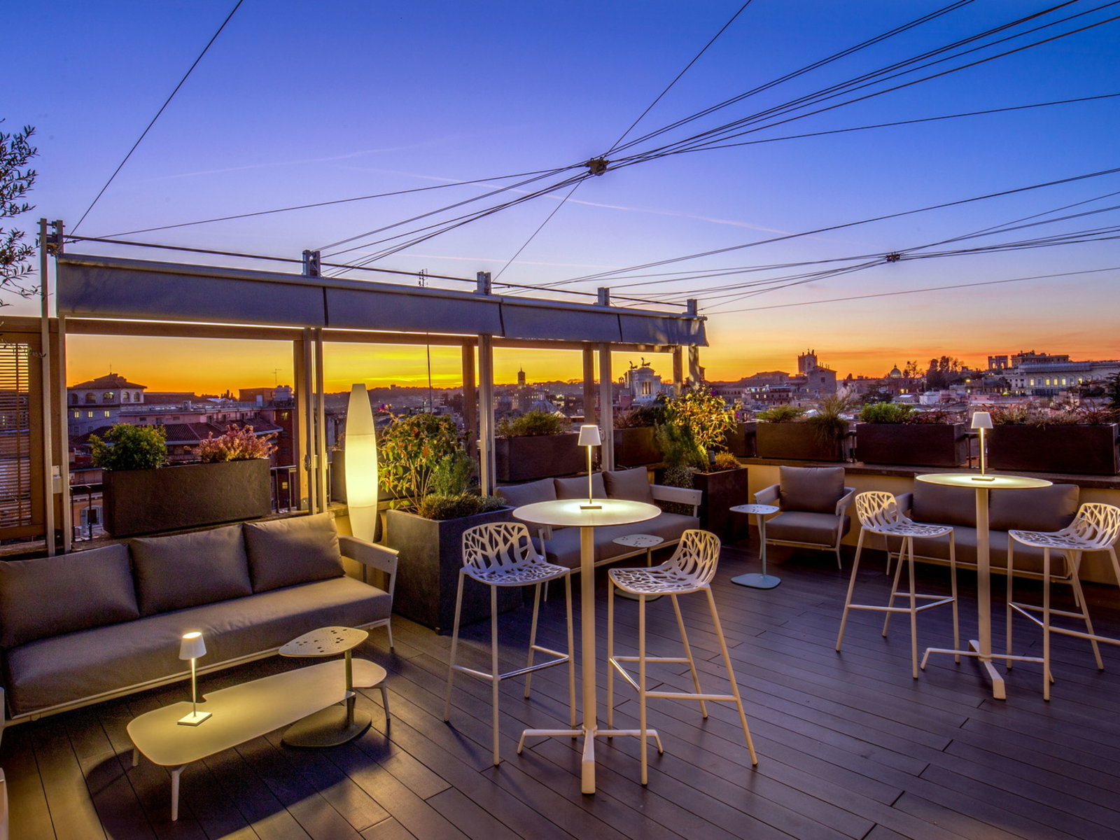 TIZIANO TERRACE ROOFTOP & COCKTAIL BAR
