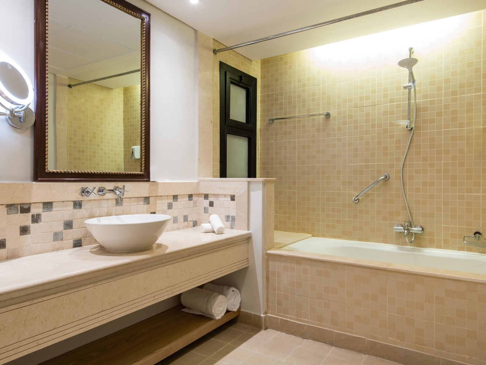 Wohnbeispiel Premium Suite (Marina View)