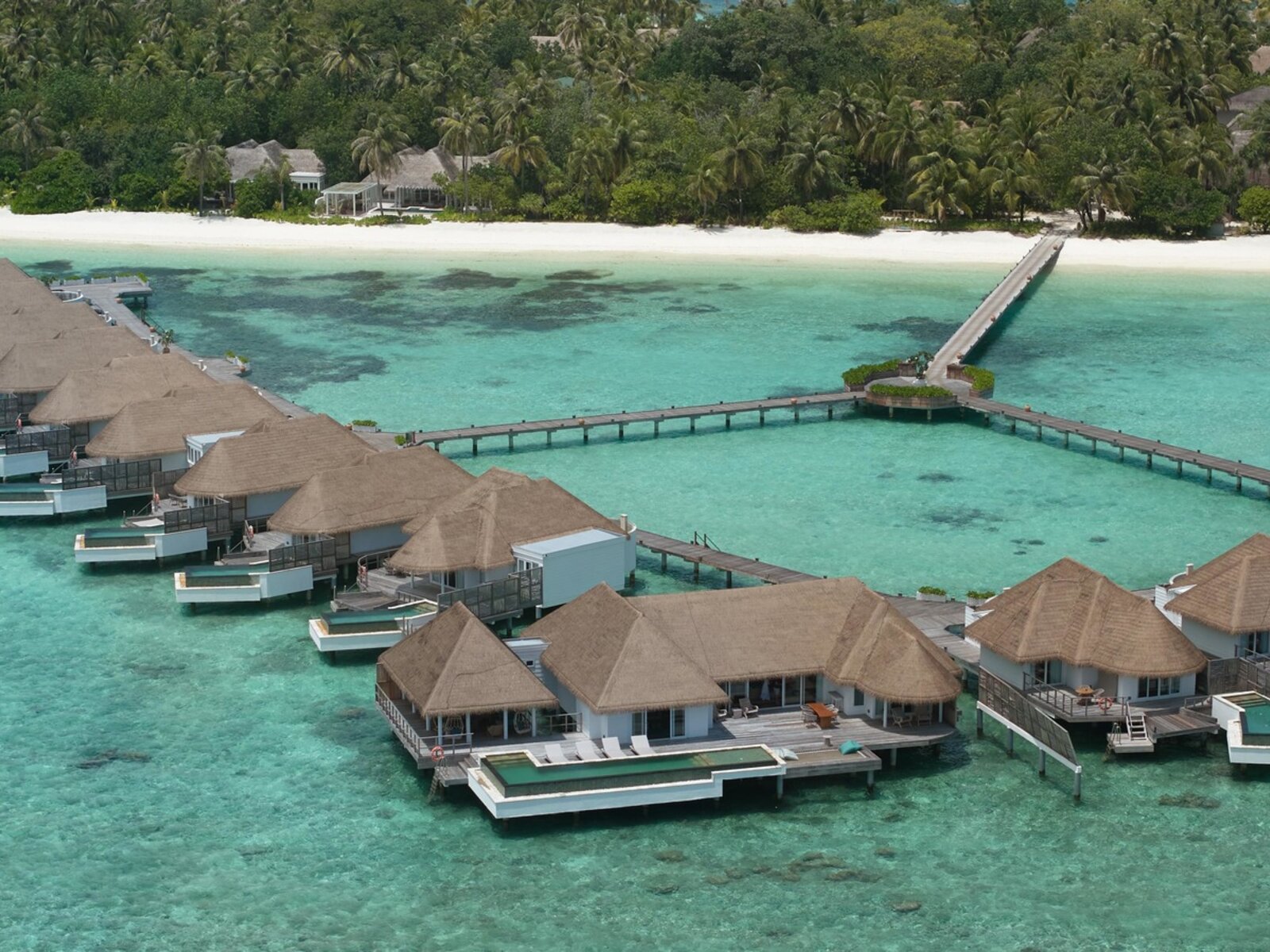 Wohnbeispiel Two Bedroom Water Villa with Pool