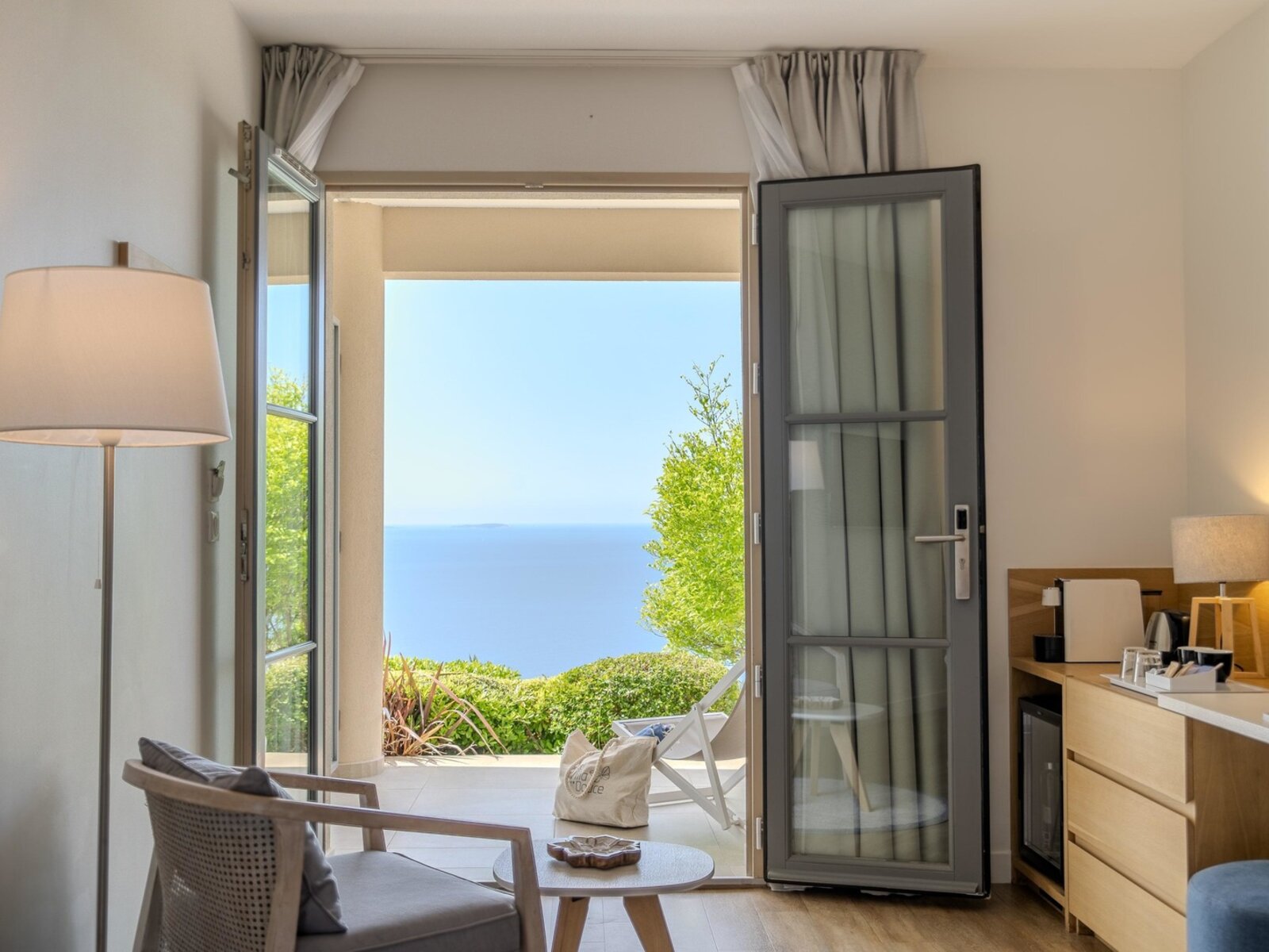 Wohnbeispiel Double Room Superior Sea View, Ground Floor