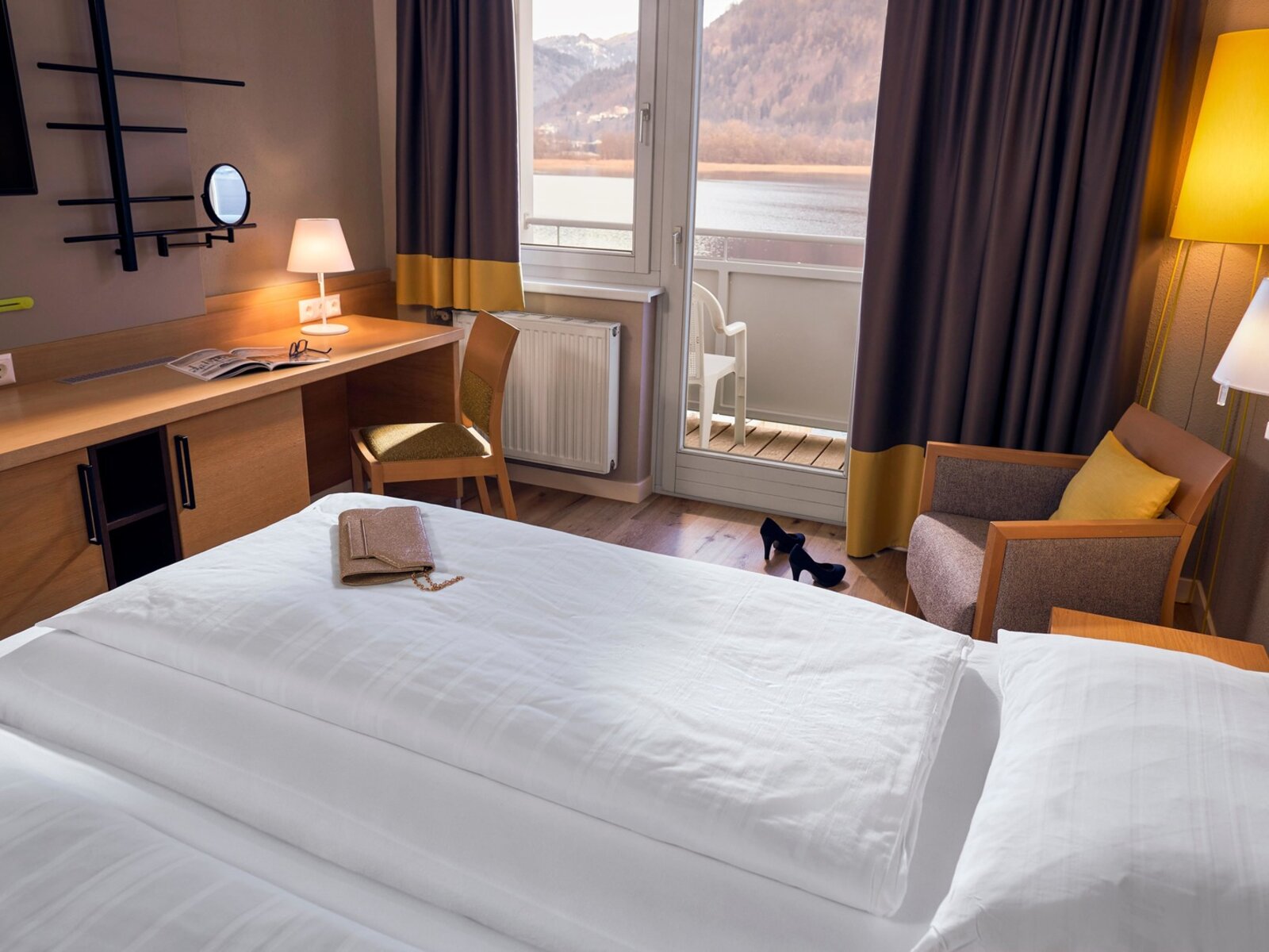 Wohnbeispiel Double Room Superior Lake View