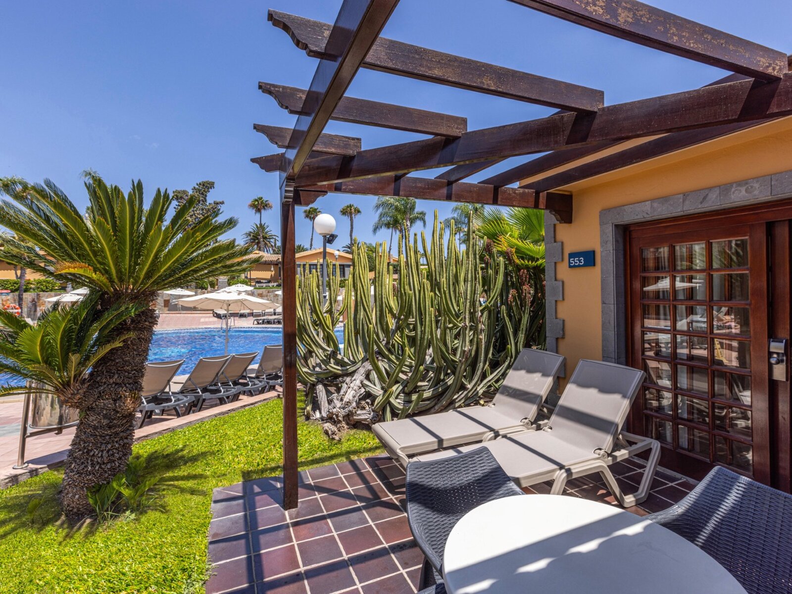 Wohnbeispiel Bungalow Poolview