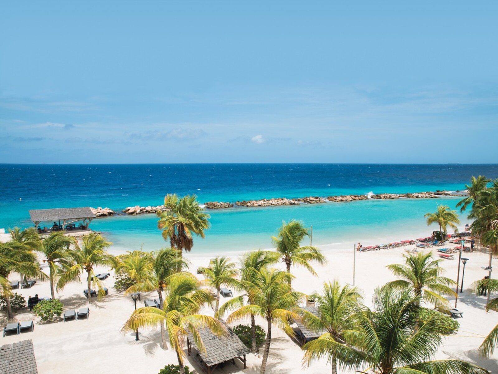 LionsDive Beach