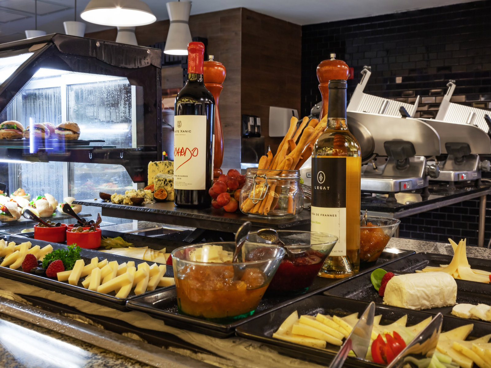 Gourmet Marche (Buffet)