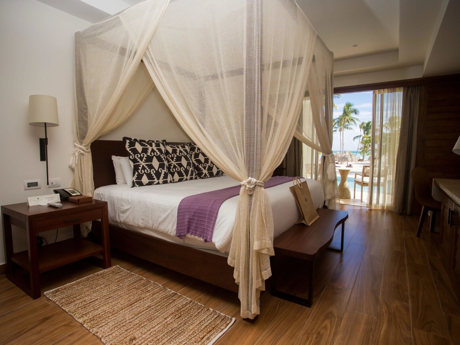 Wohnbeispiel Preferred Club Bungalow Suite Swim-Out Ocean Front