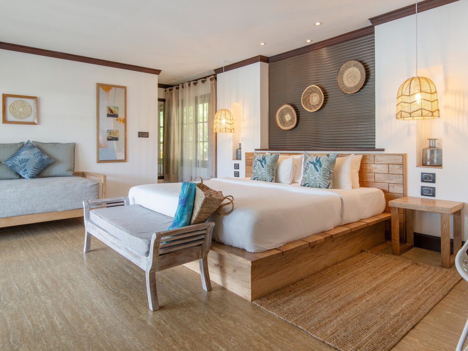 Wohnbeispiel Honeymoon/Anniversary Deluxe Room