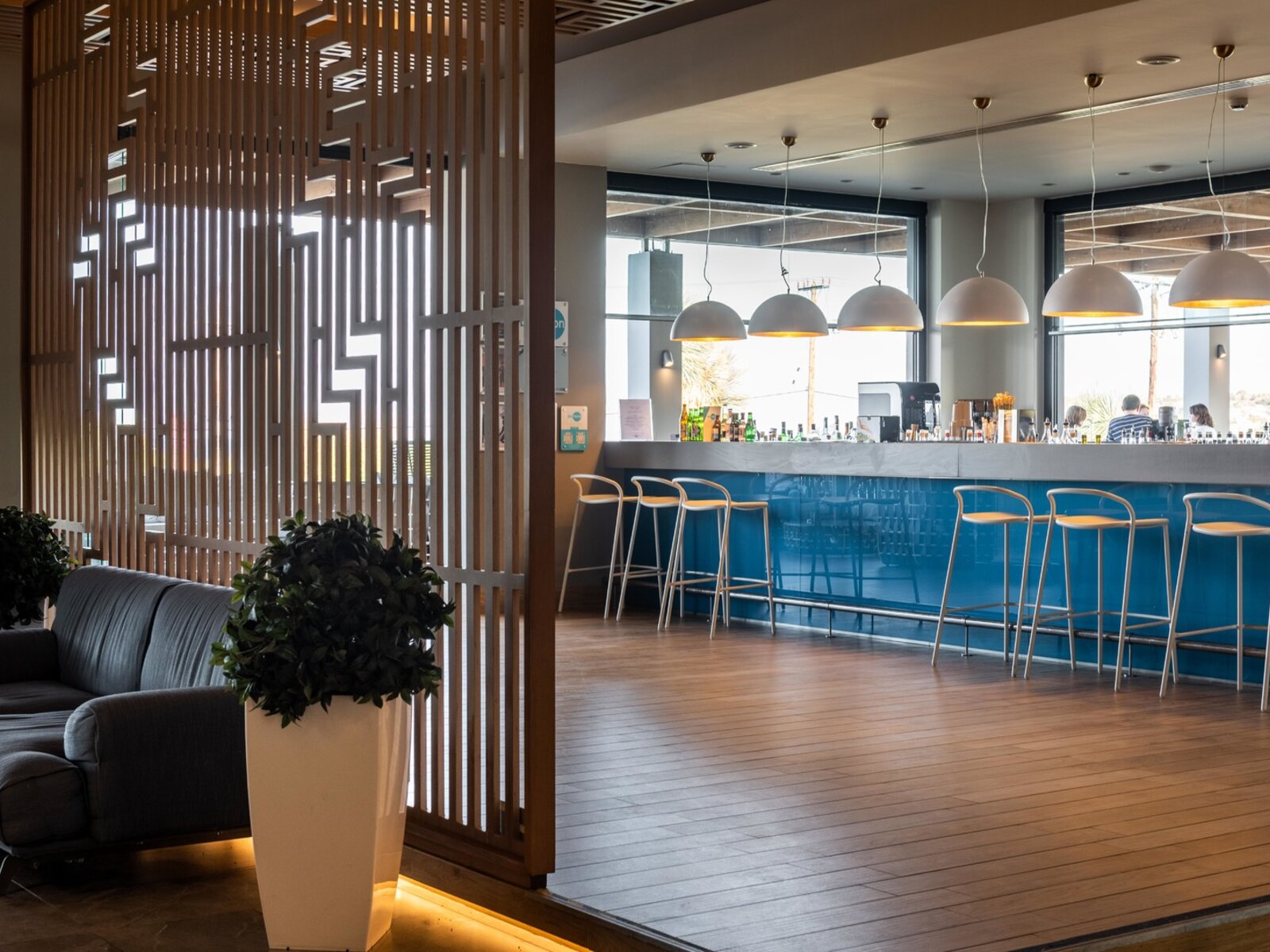 Blue Moon Bar