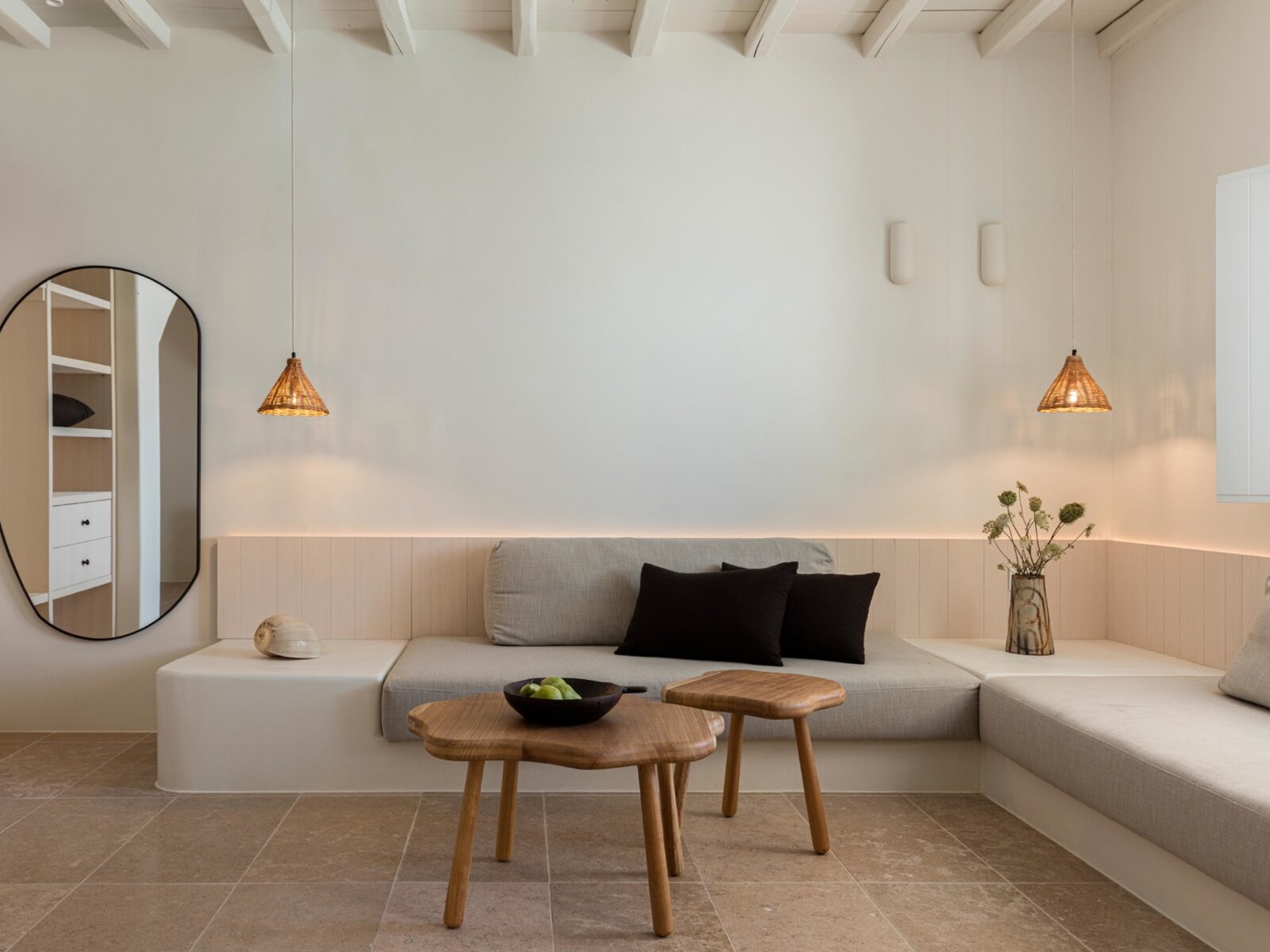 Wohnbeispiel Executive Suite Private Pool Court View