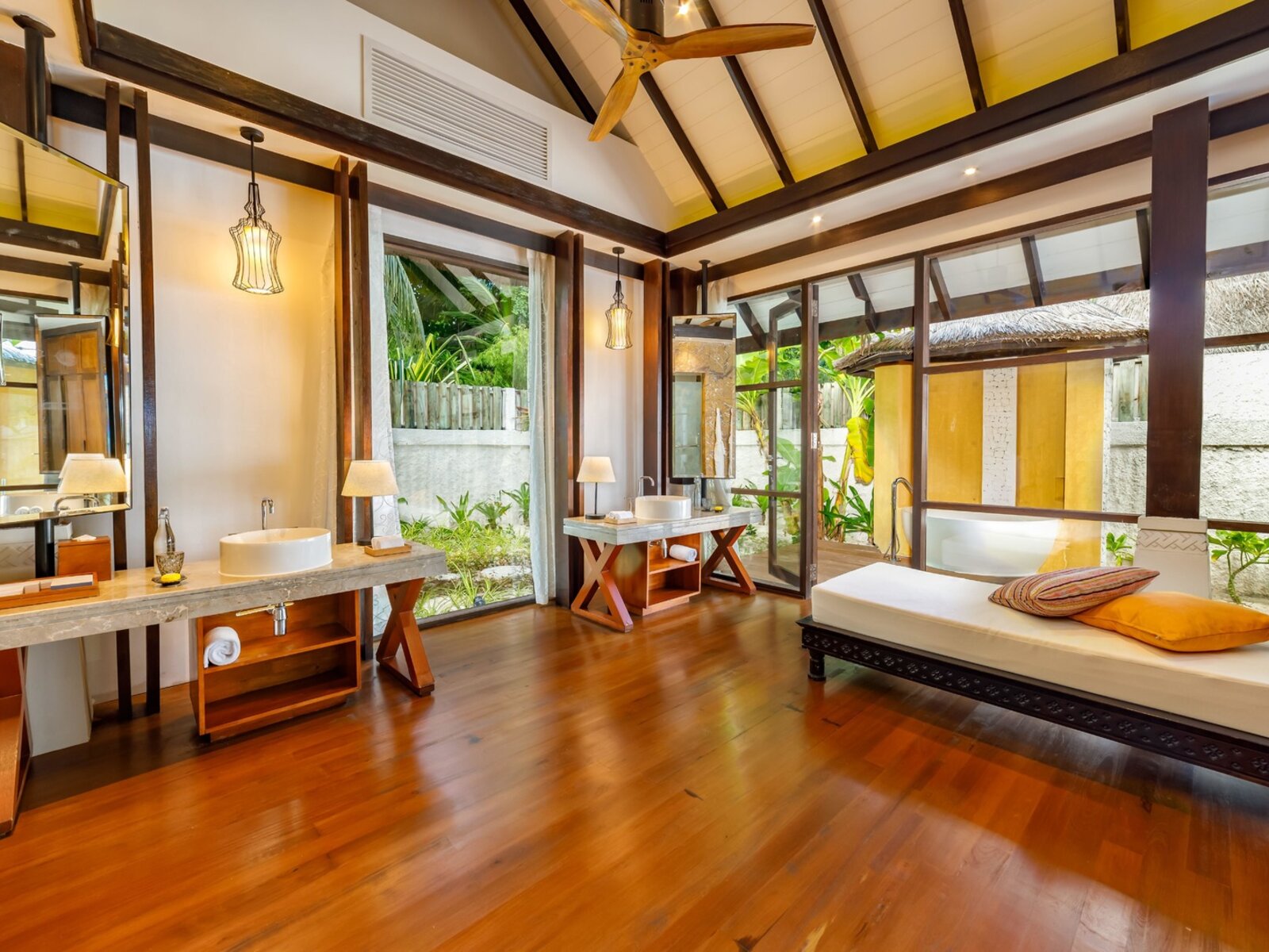 Wohnbeispiel Earth Pool Villa Sunset