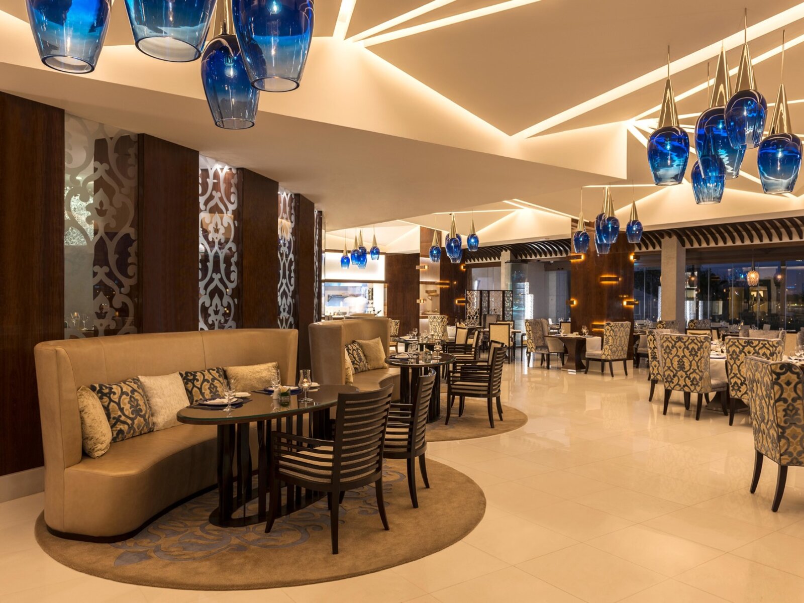 Vivaldi by Alfredo Russo Lounge