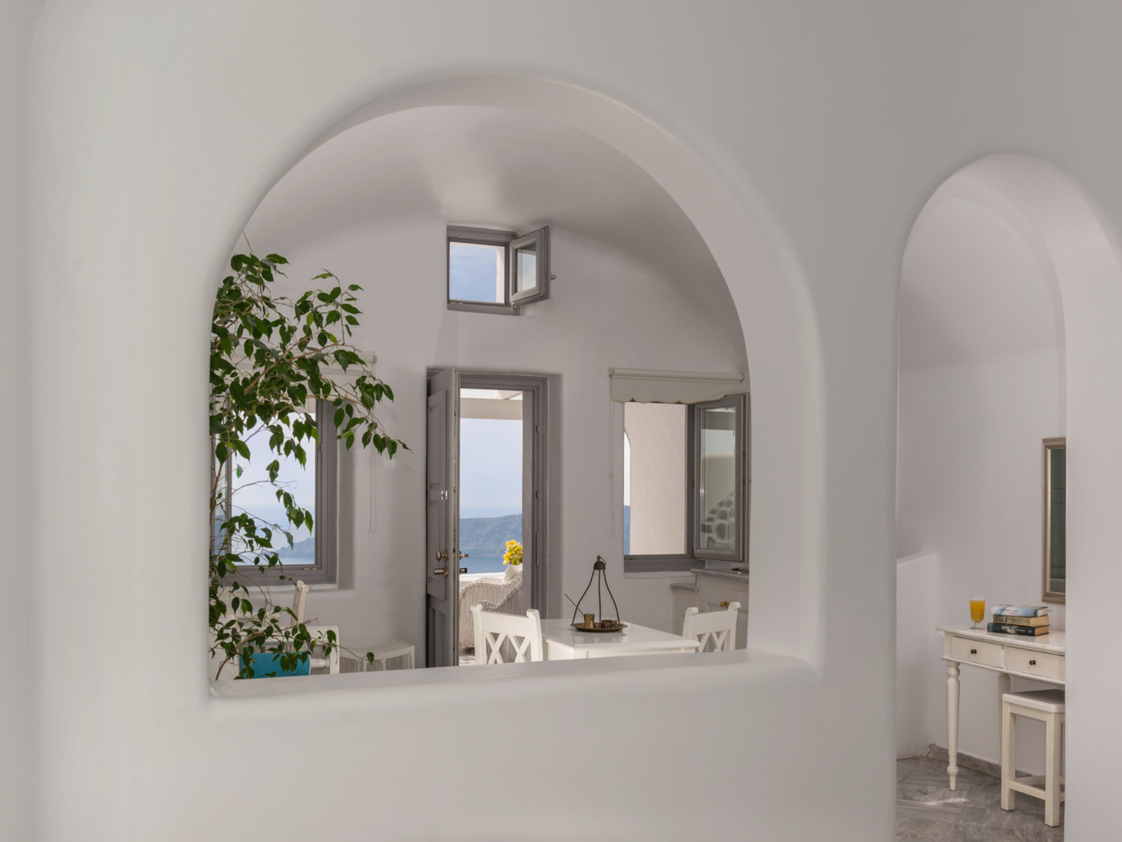 Wohnbeispiel Junior suite with caldera view