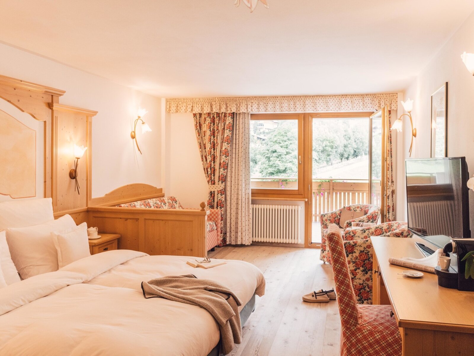 Wohnbeispiel Rosensuite