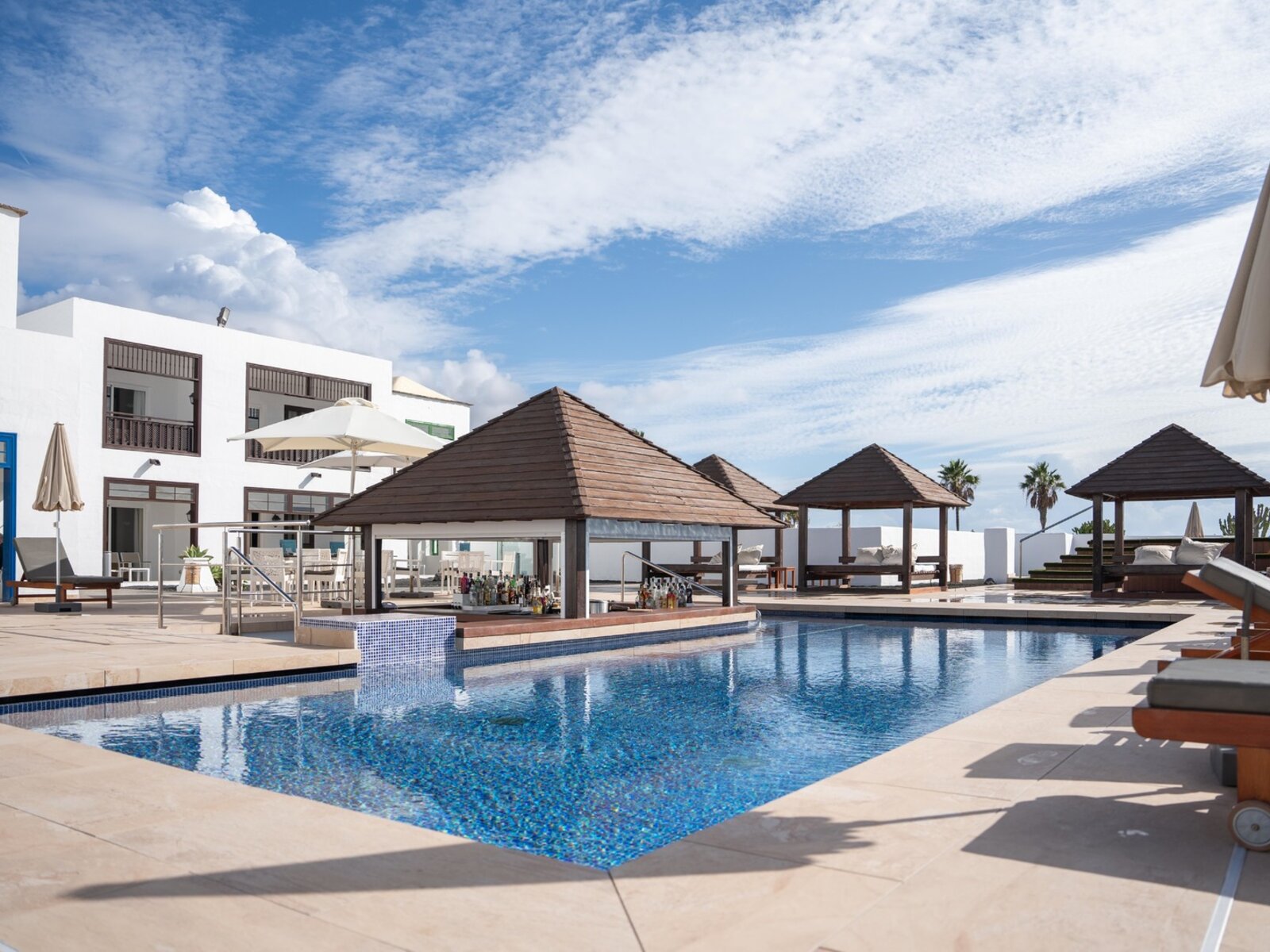 PISCINA ZONA CLUB