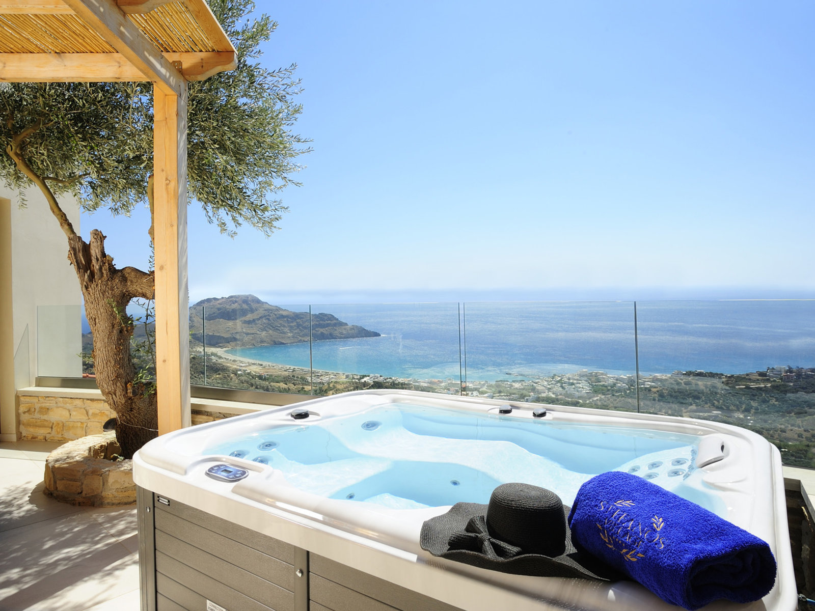 Wohnbeispiel Suite Luxury Heated Jetted Tub