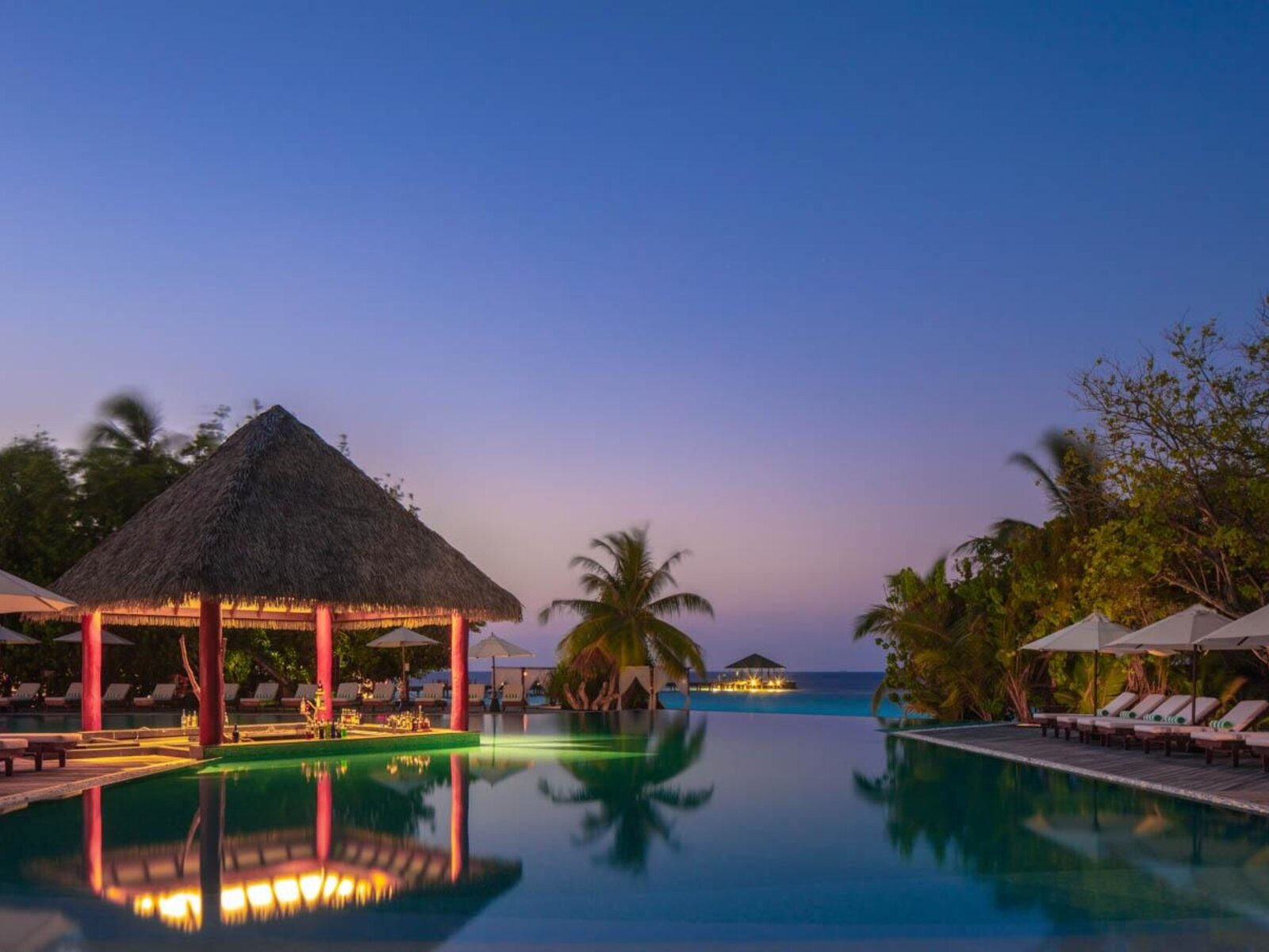 Pool Bar