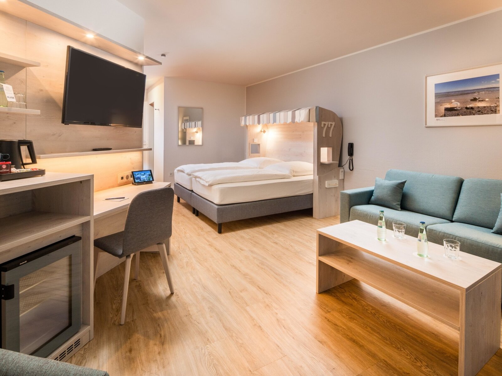 Wohnbeispiel Superior Zimmer Land-/Südseite KAT II