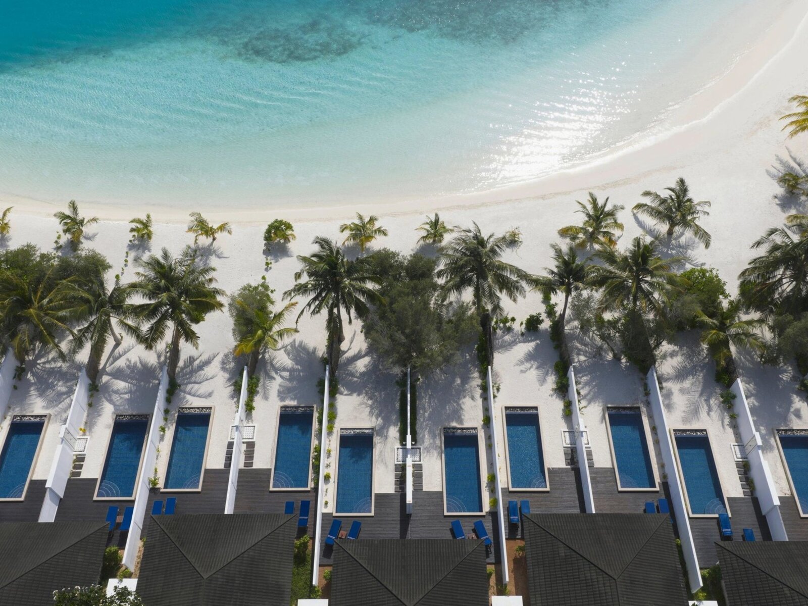 Wohnbeispiel Two Bedroom Beach Villa with Two Pools