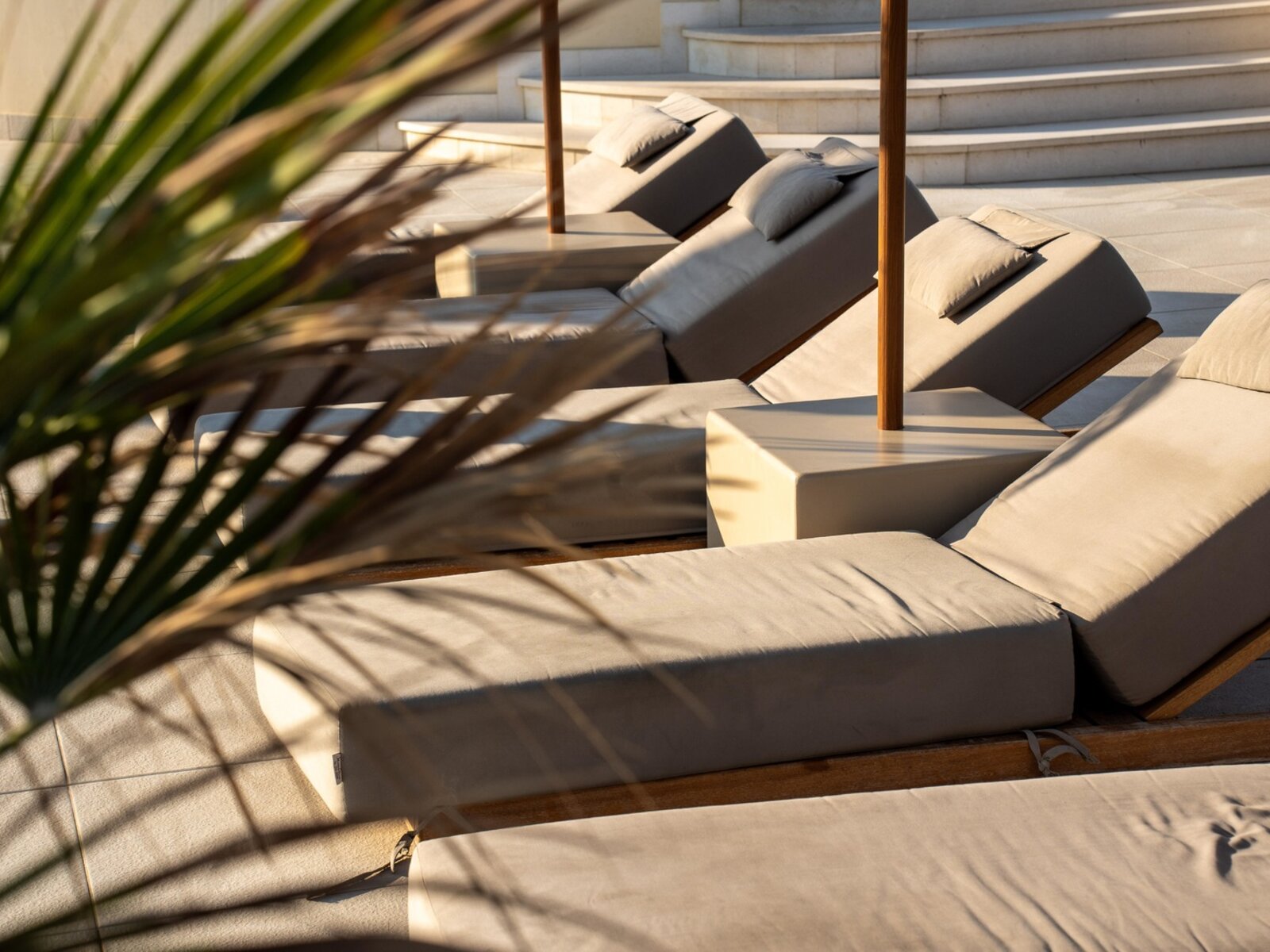 RELAX POOL