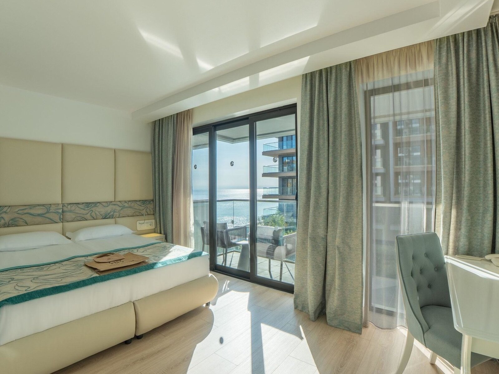 Wohnbeispiel Junior Suite Side Sea View