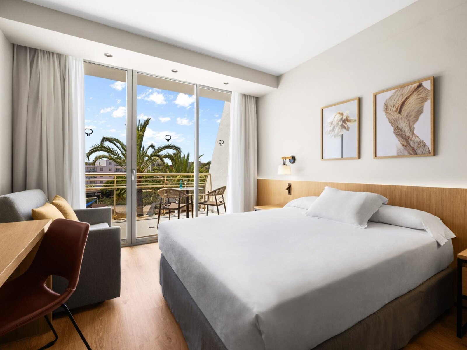 Wohnbeispiel Single with Child Double Room