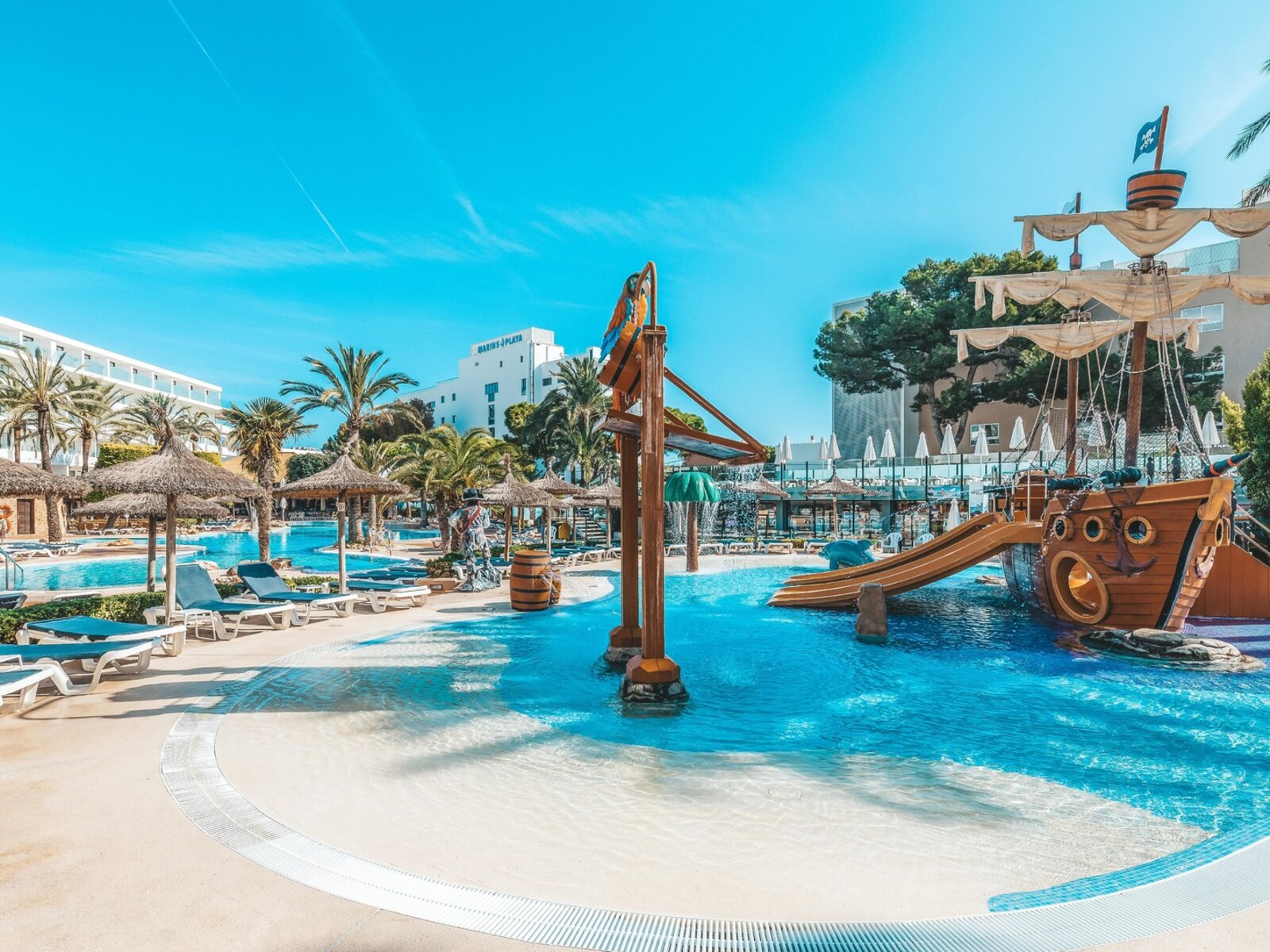 Pirate Ship pool