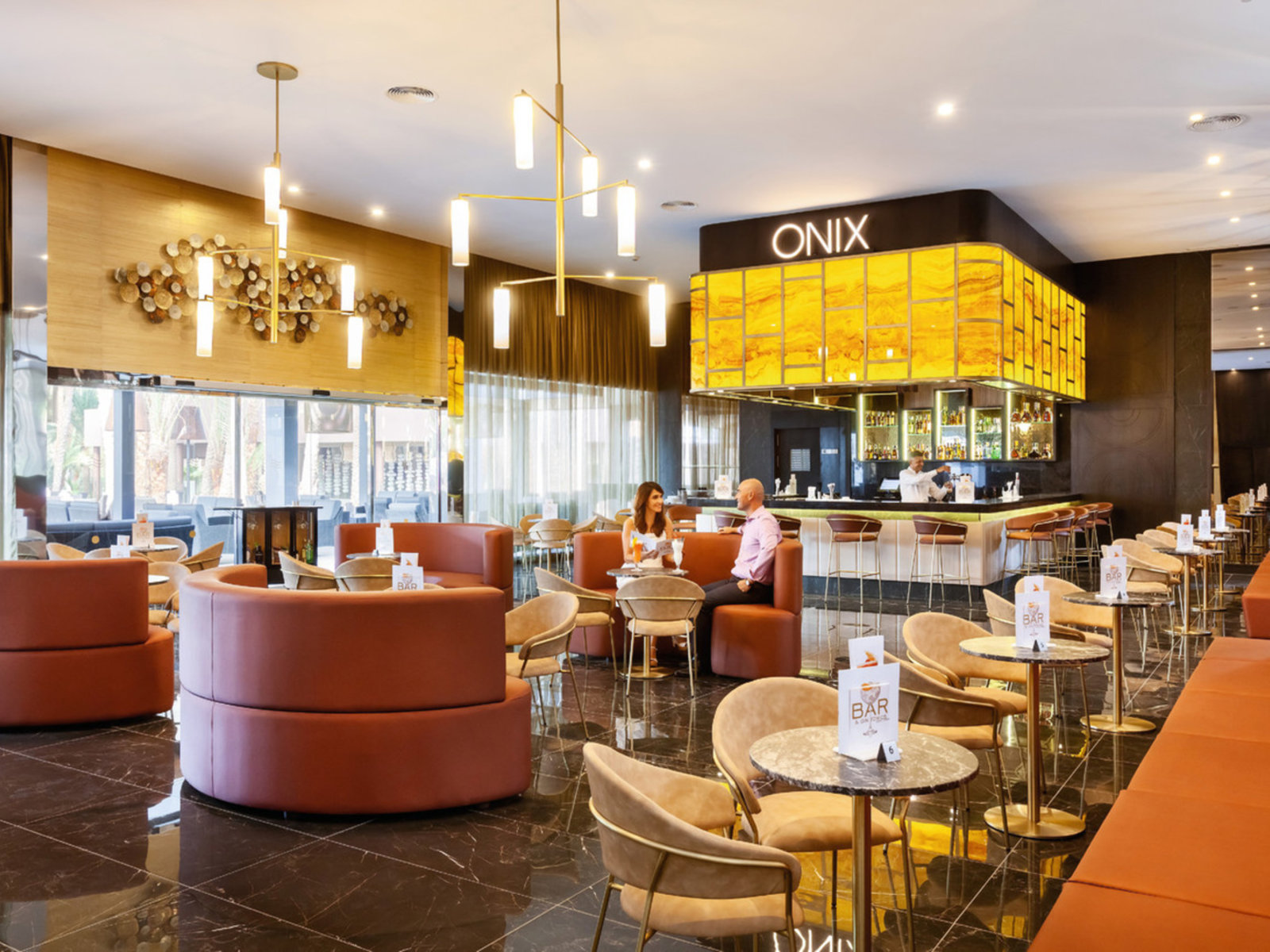 "Onyx" mit Terrasse