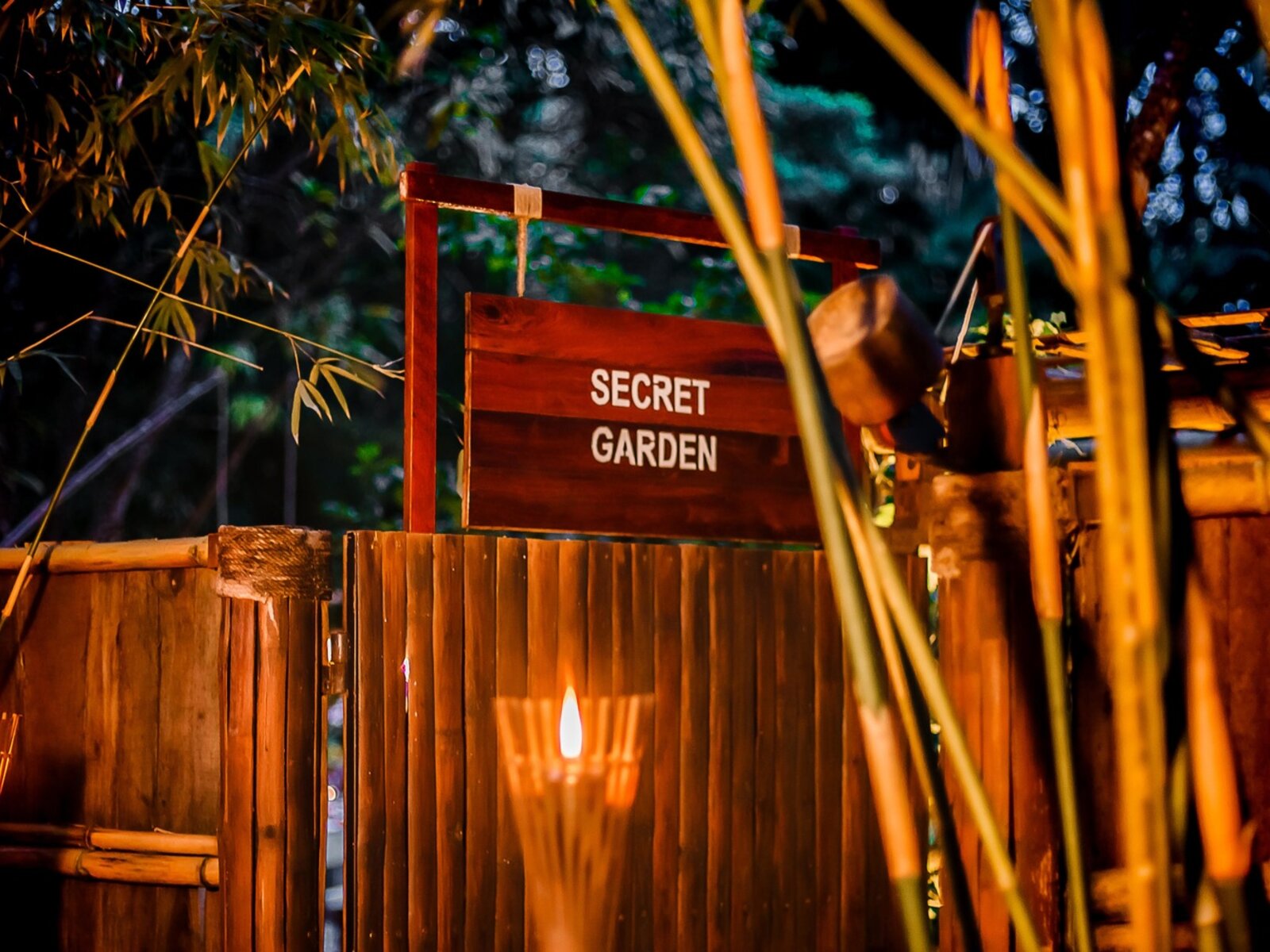 SECRET GARDEN