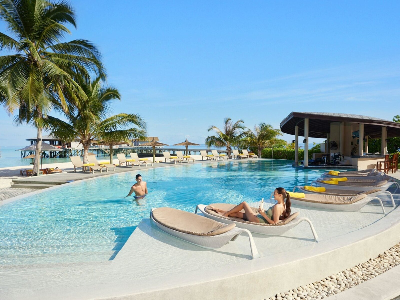 Waves Pool Bar