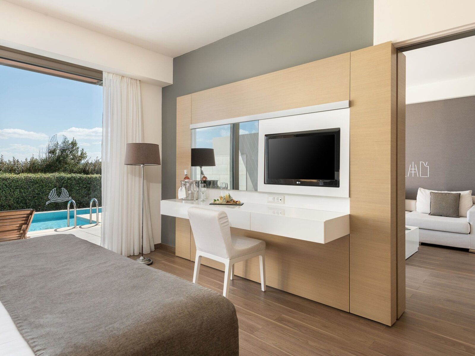 Wohnbeispiel Deluxe Suite Private pool  (60qm)