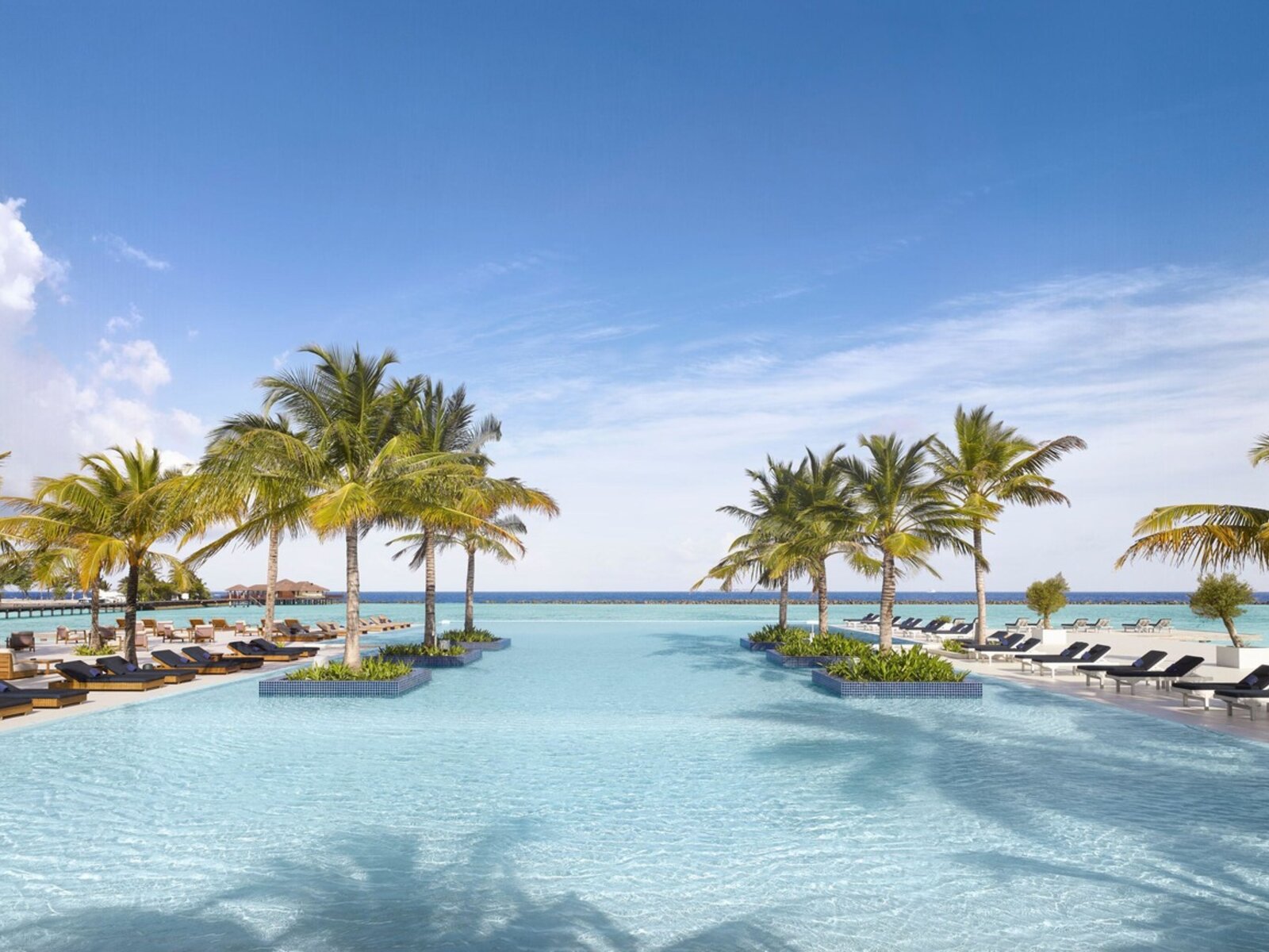 Main Infinity Pool