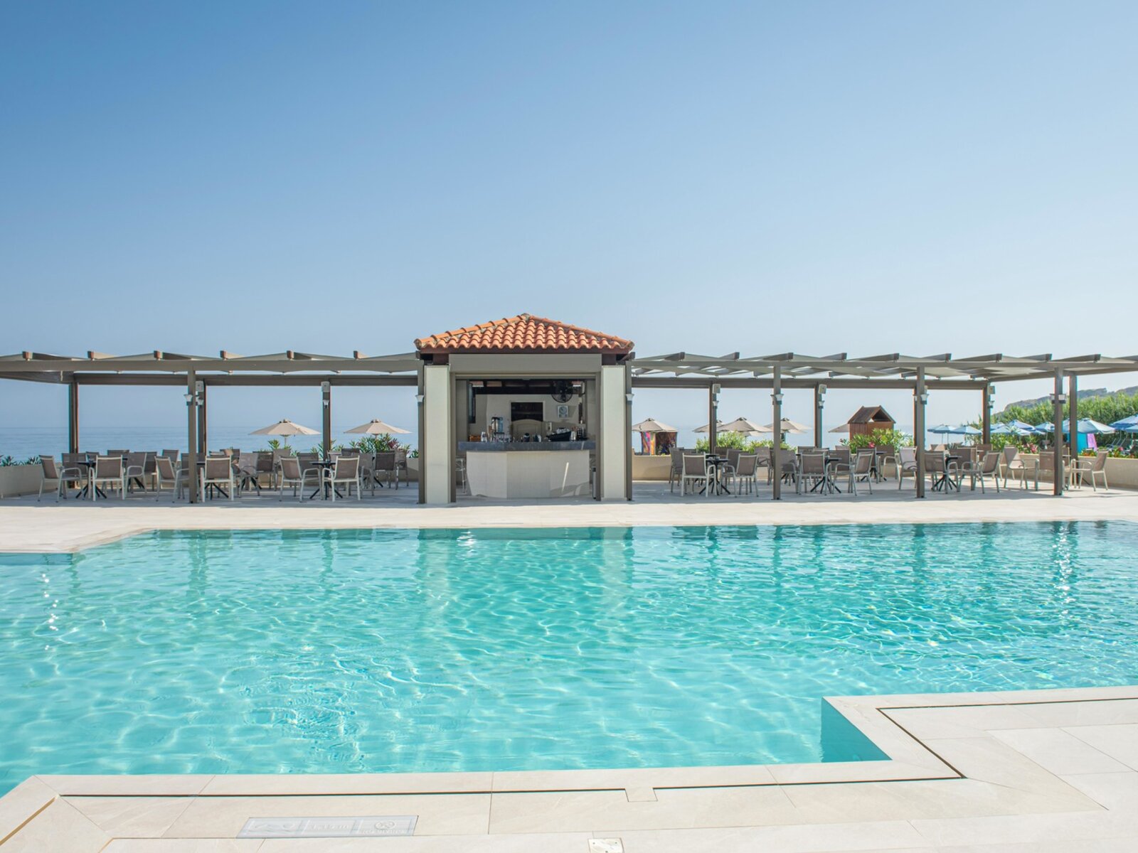Pool Bar