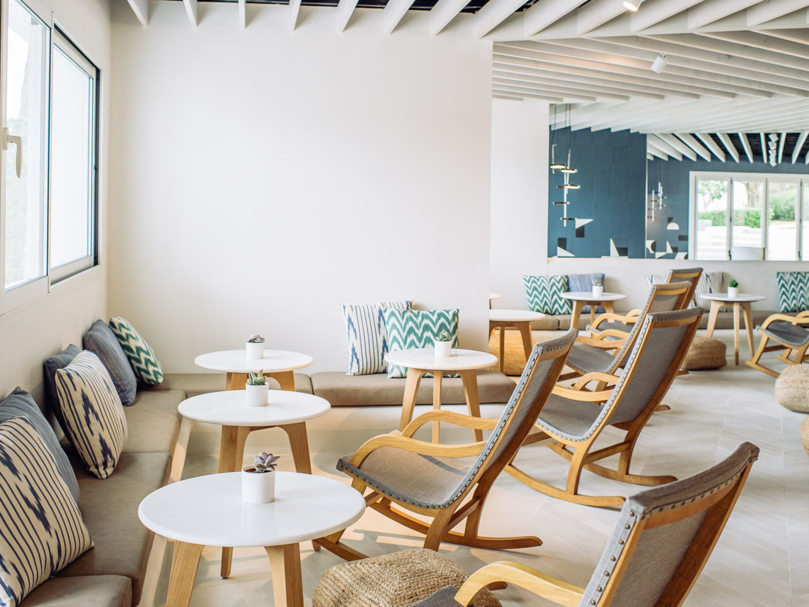 "Es Bar" Lounge-Bar
