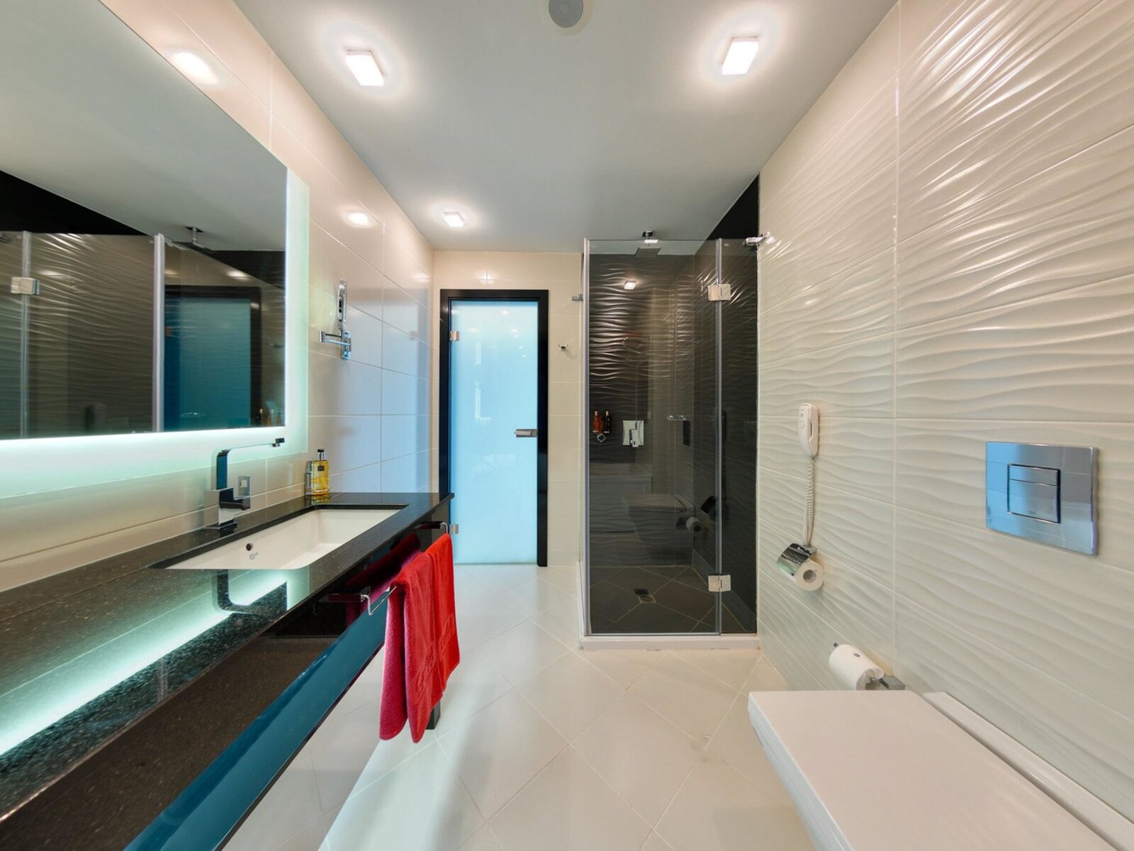 Wohnbeispiel Junior Suite Side Sea View HIGH Floor