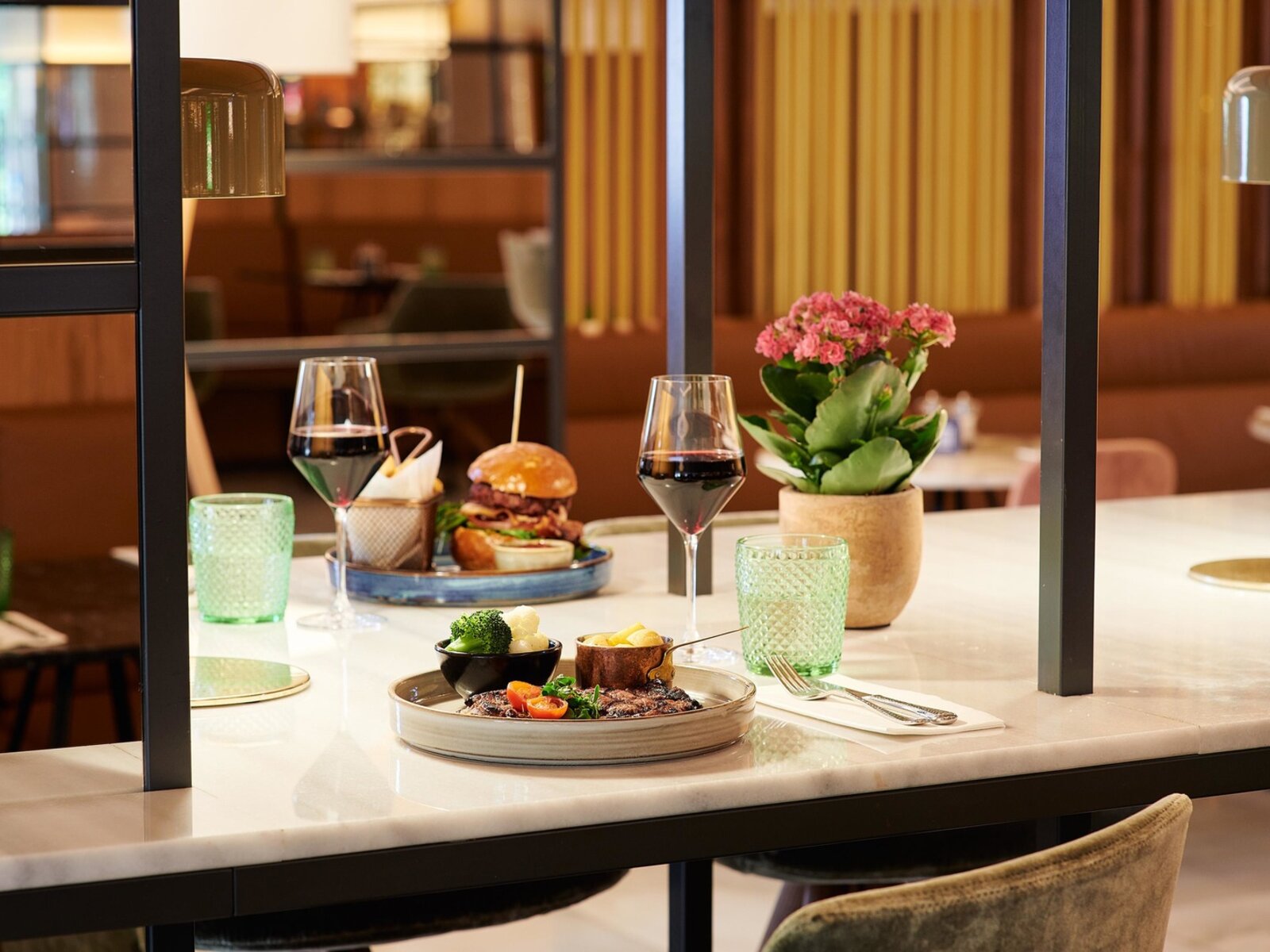 ARADO – RESTAURANT