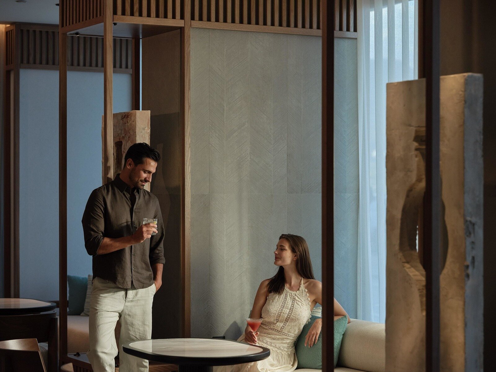 ZEUS Lobby Lounge Bar