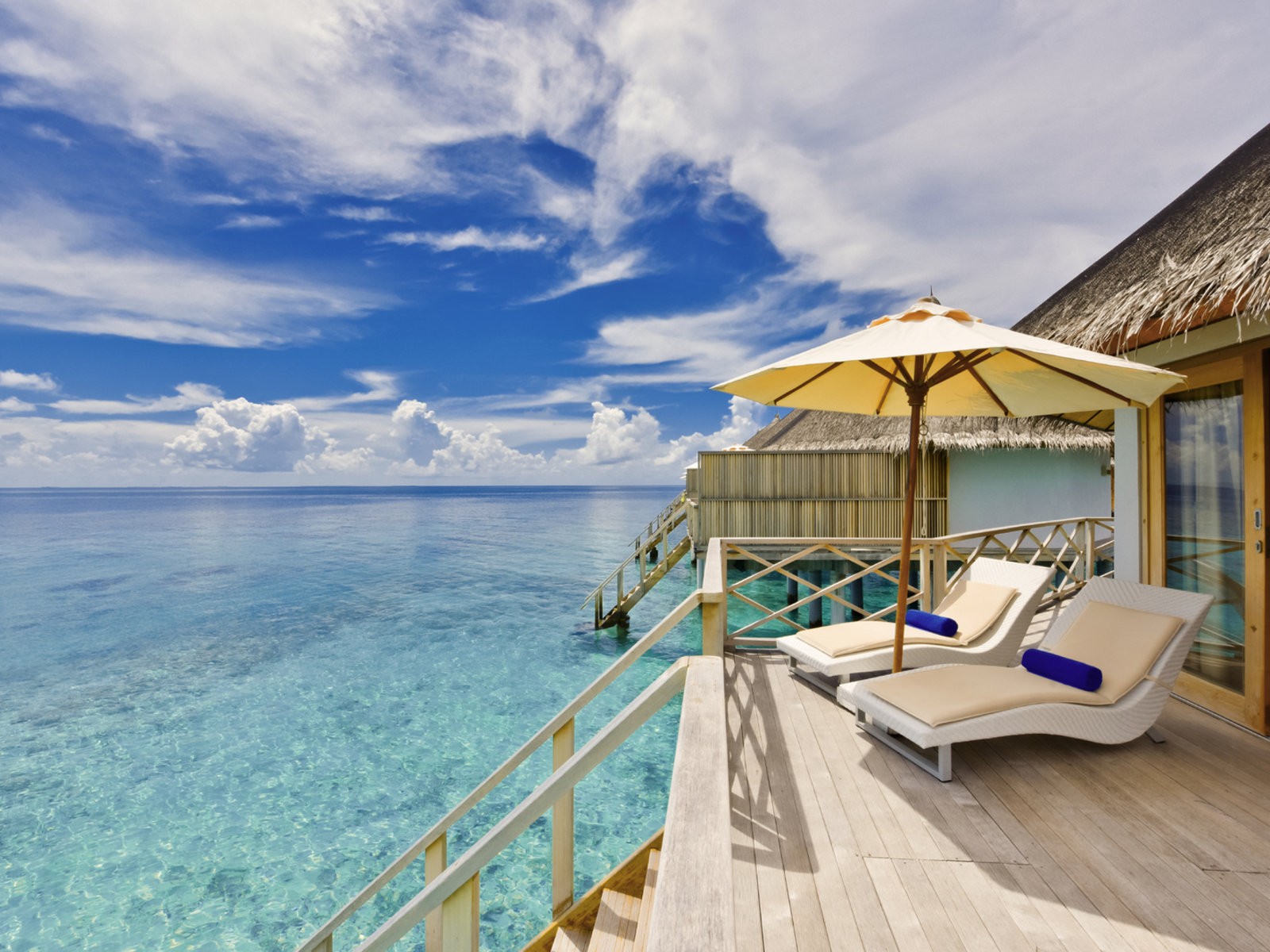 Wohnbeispiel Superior Water Bungalow
