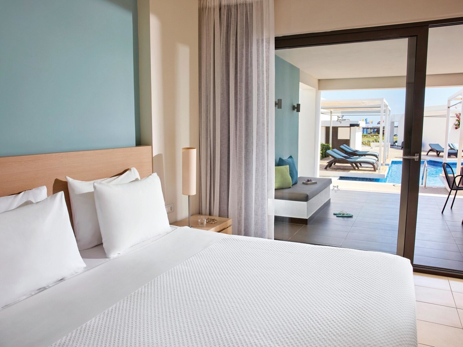 Wohnbeispiel Double Room Sharing Pool