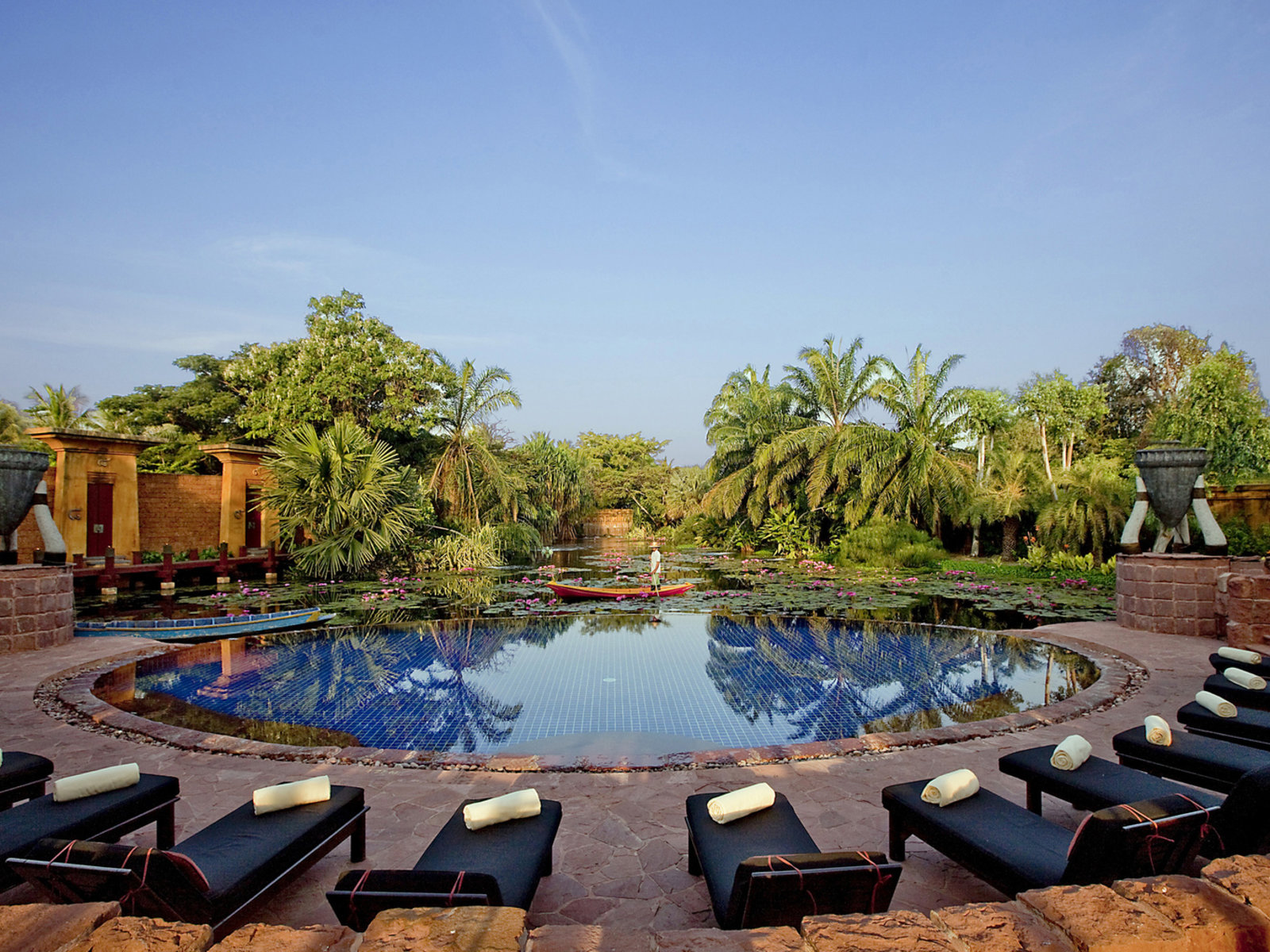Club Lagoon Pool